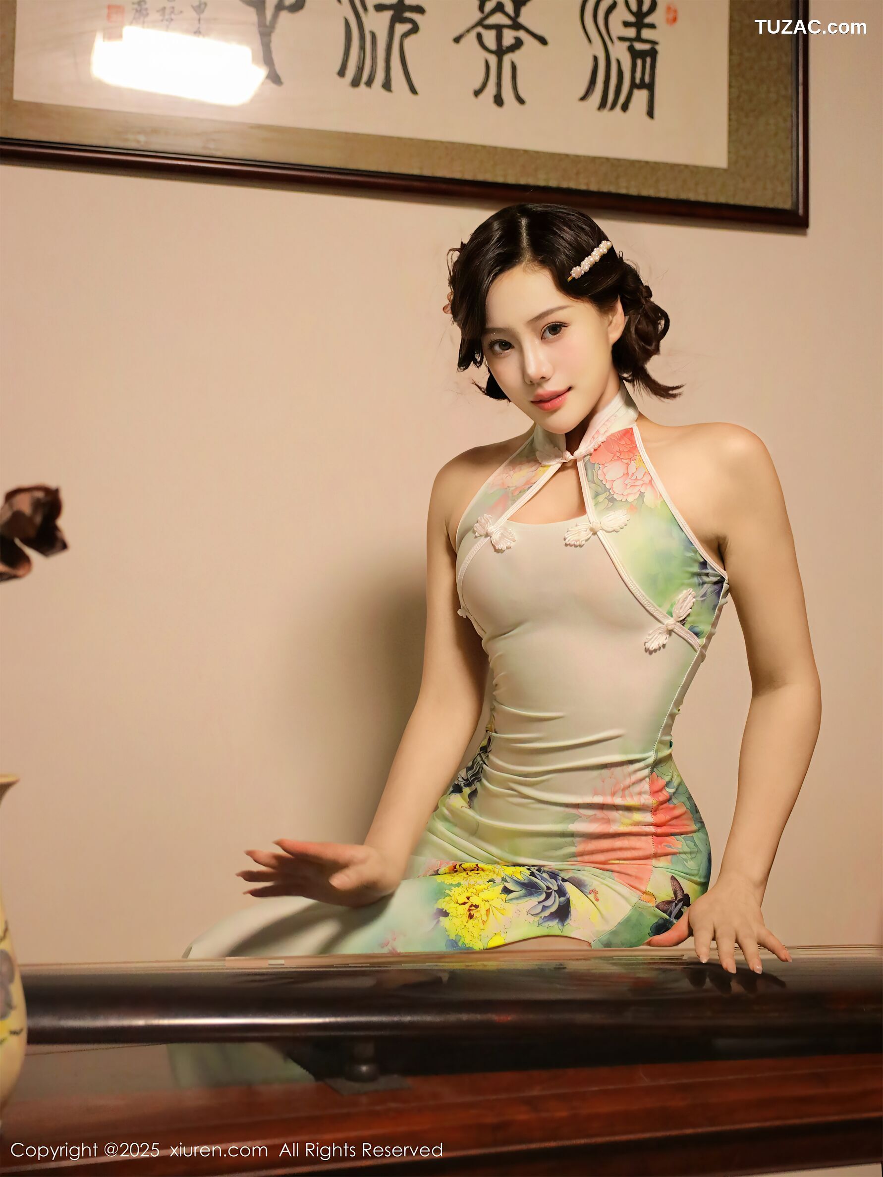 XiuRen秀人网-10749-莉莉安娜o-淡绿情趣旗袍-2025.09.10