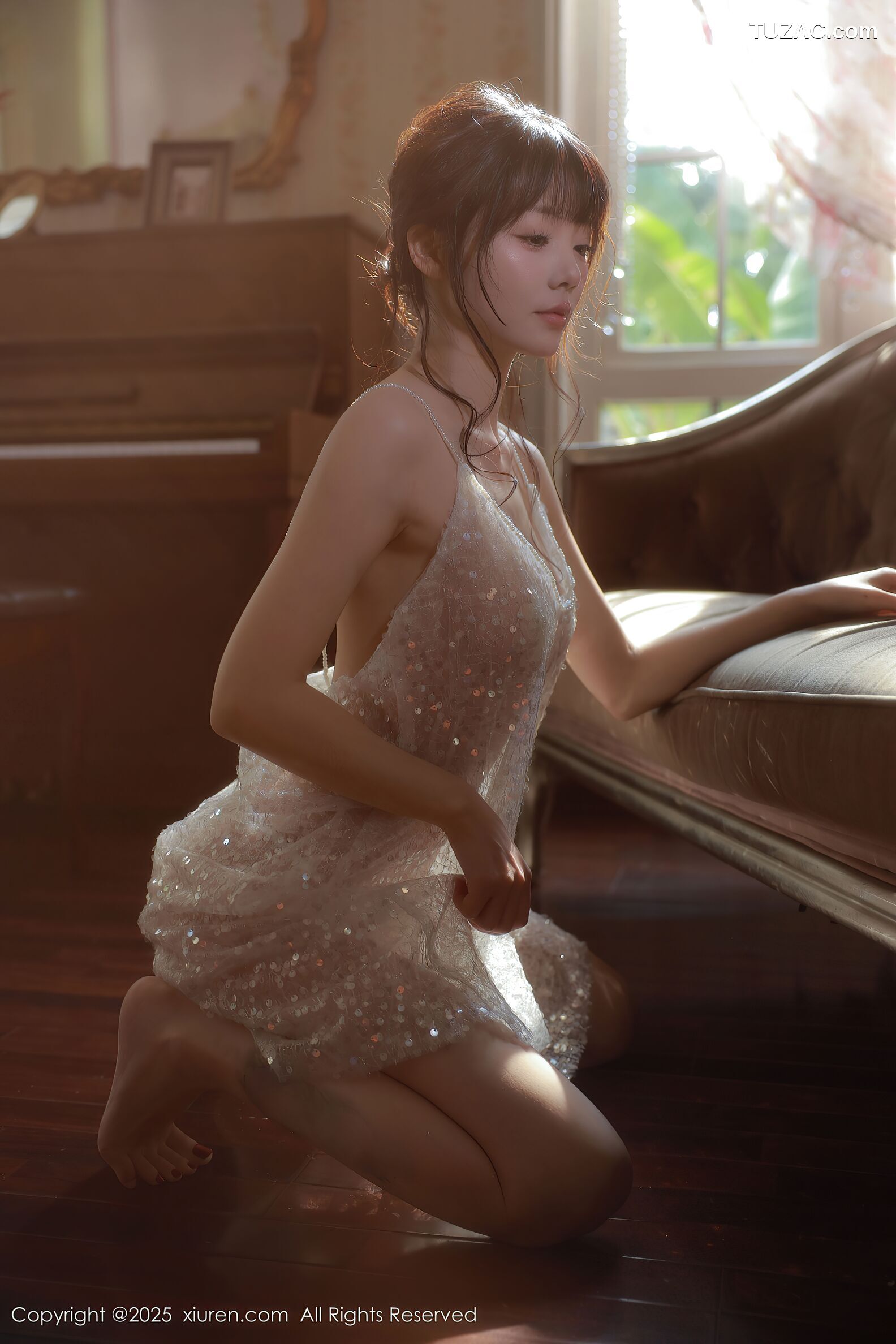 XiuRen秀人网-10799-佘贝拉-Bella-轻透白纱白色情趣内衣-2025.09.24