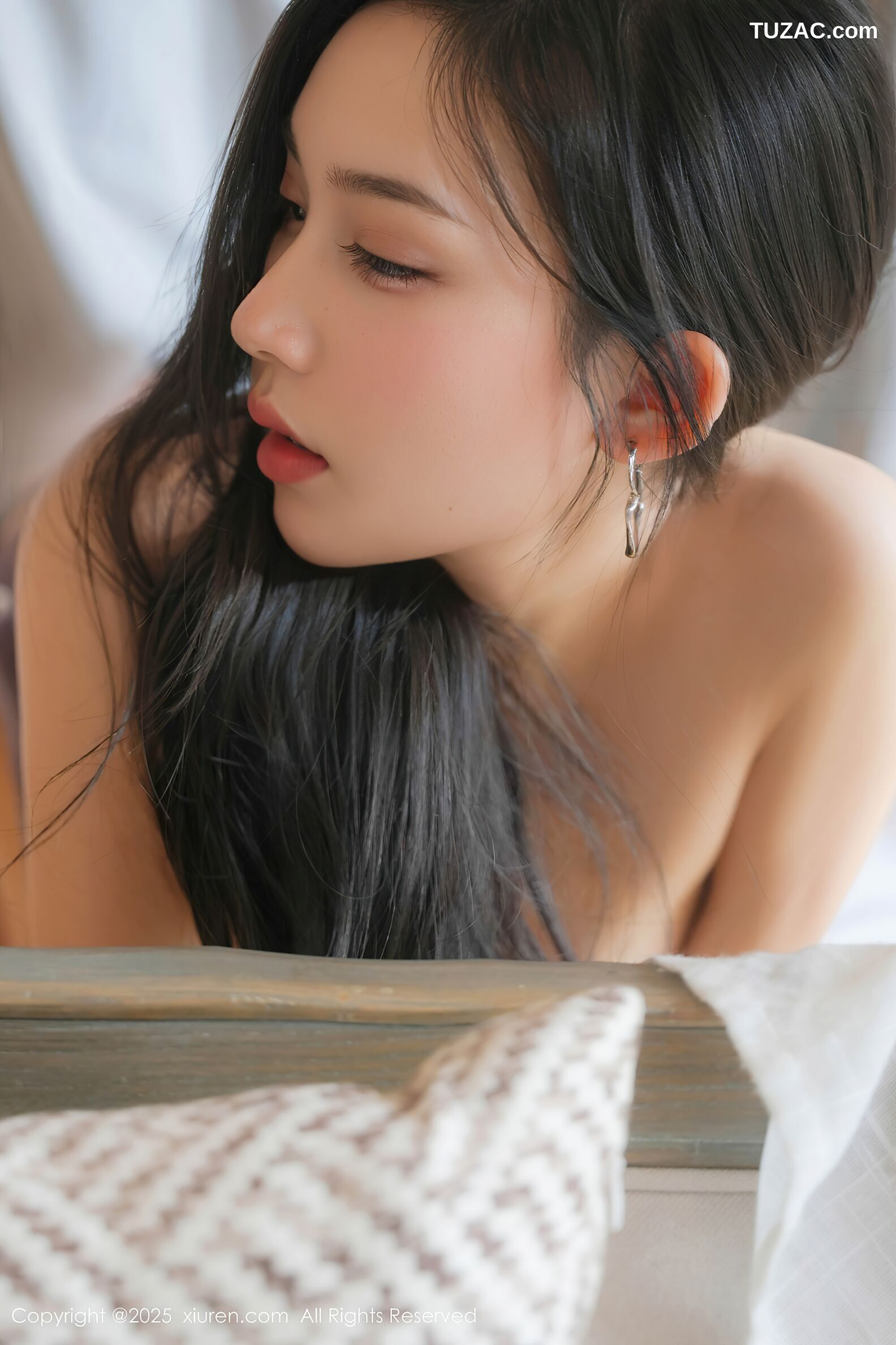 XiuRen秀人网-10801-小阿娇Gill-紫色连衣裙长腿高跟-2025.09.24