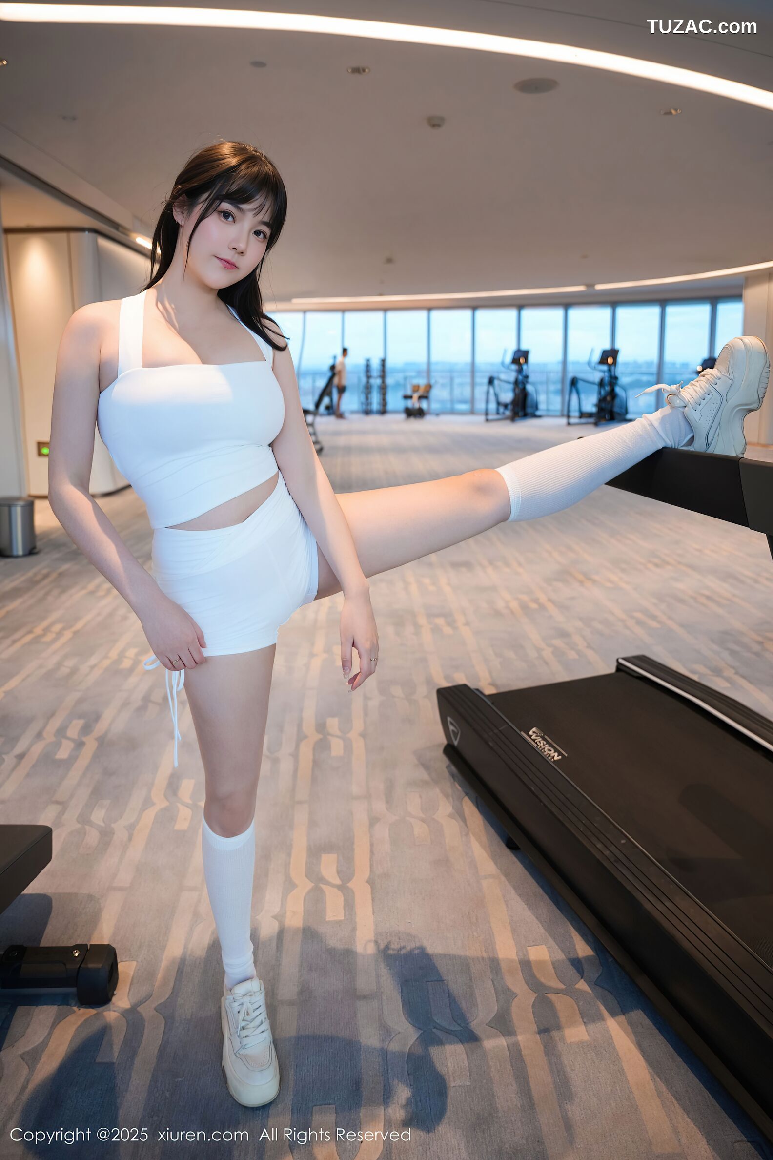 XiuRen秀人网-10808-软情-健身房场景白色运动背心短裤-2025.09.25