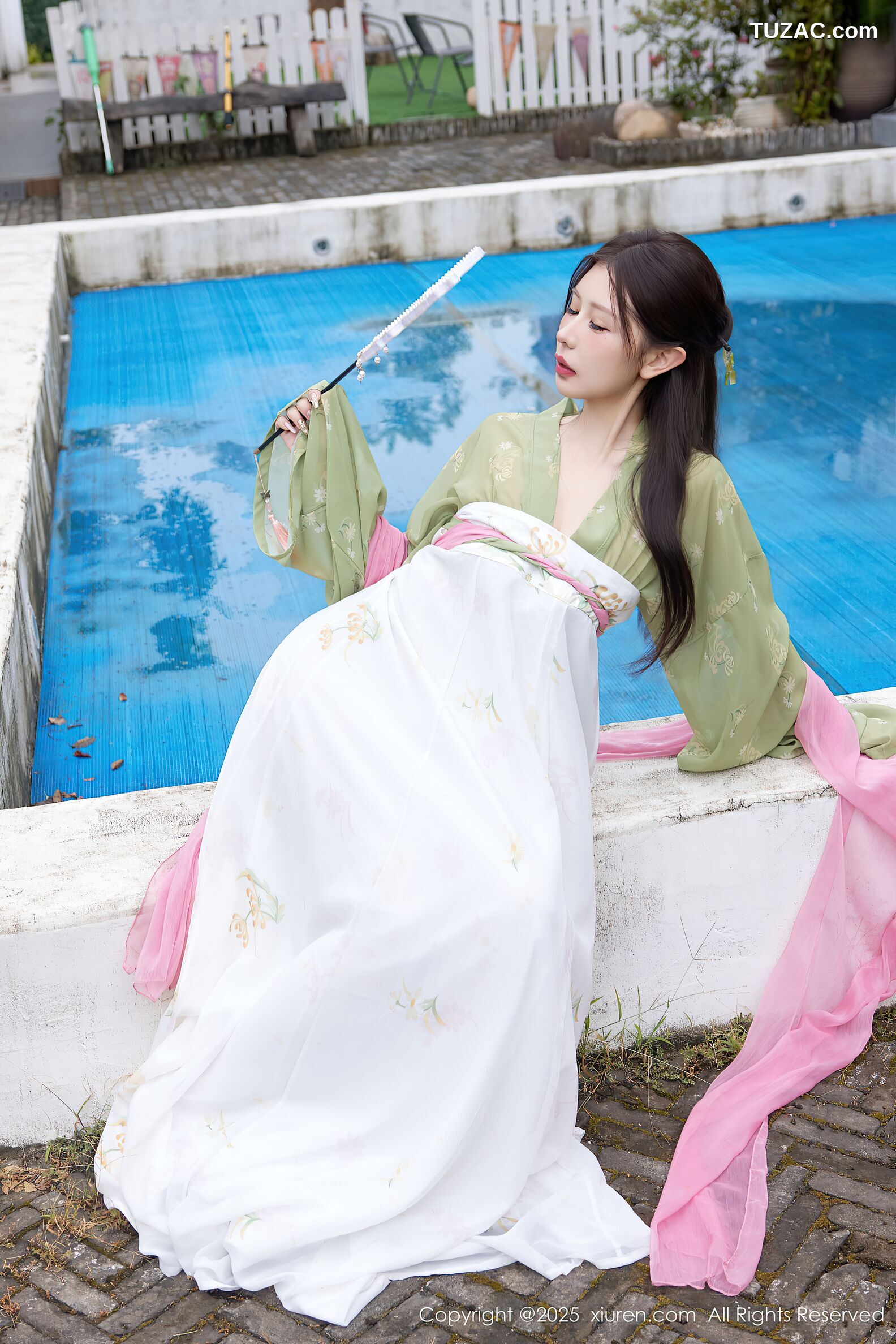 XiuRen秀人网-10834-尹甜甜-sunny-中秋主题古风绿纱衣白纱裙肉丝-2025.09.30