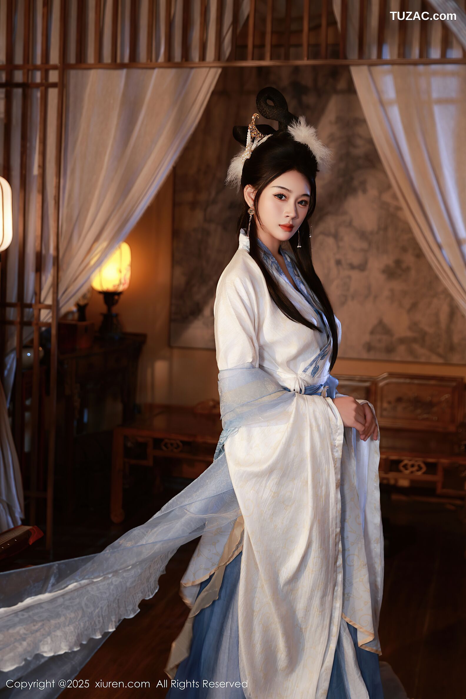 XiuRen秀人网-10835-南乔-中秋主题汉服白衣水蓝色肚兜-2025.09.30