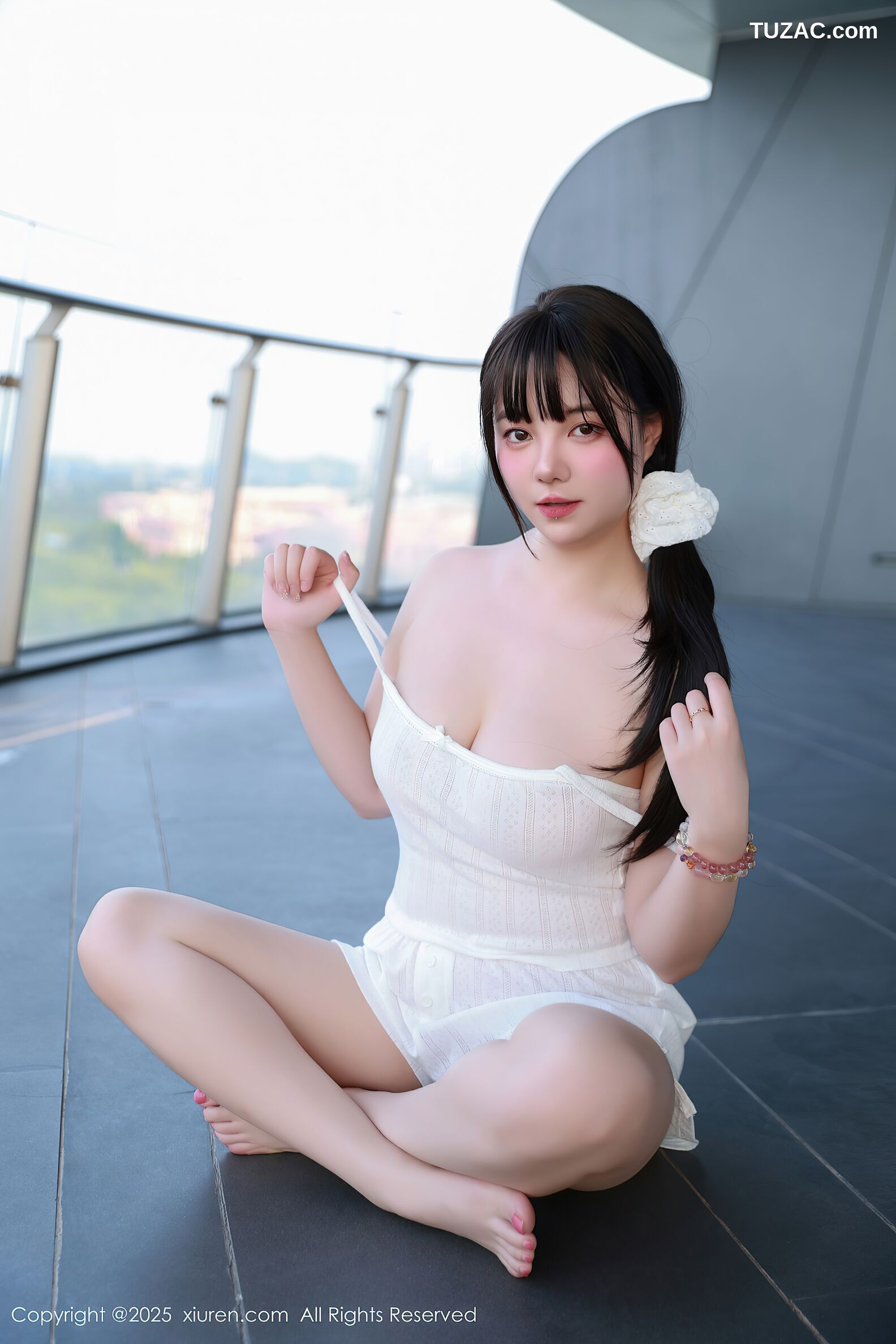 XiuRen秀人网-10841-软情-白色吊带短裤-2025.10.09