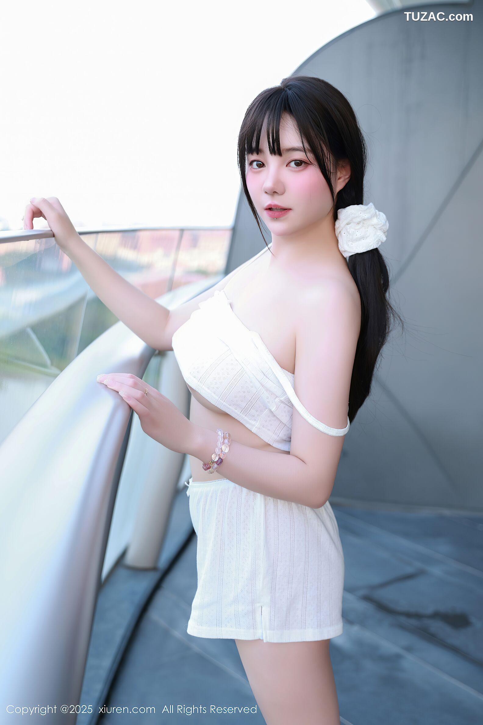 XiuRen秀人网-10841-软情-白色吊带短裤-2025.10.09