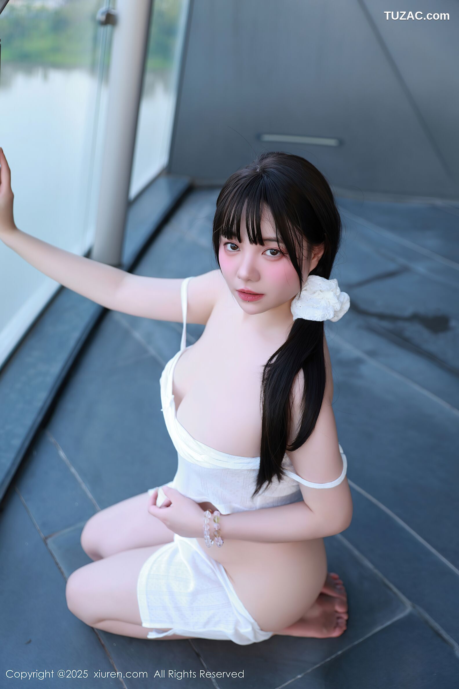 XiuRen秀人网-10841-软情-白色吊带短裤-2025.10.09