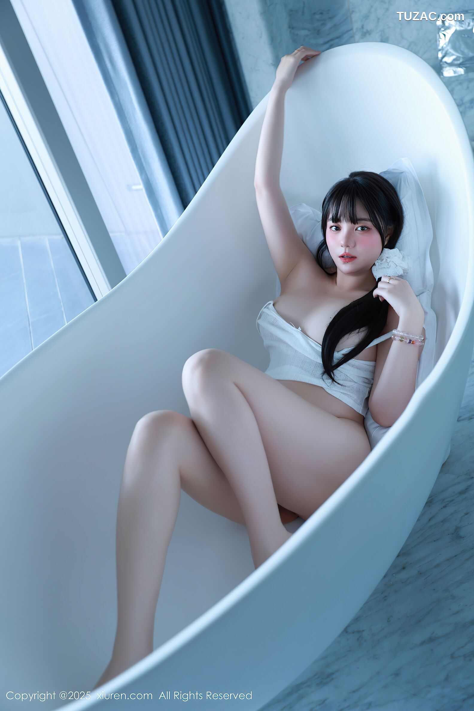XiuRen秀人网-10841-软情-白色吊带短裤-2025.10.09