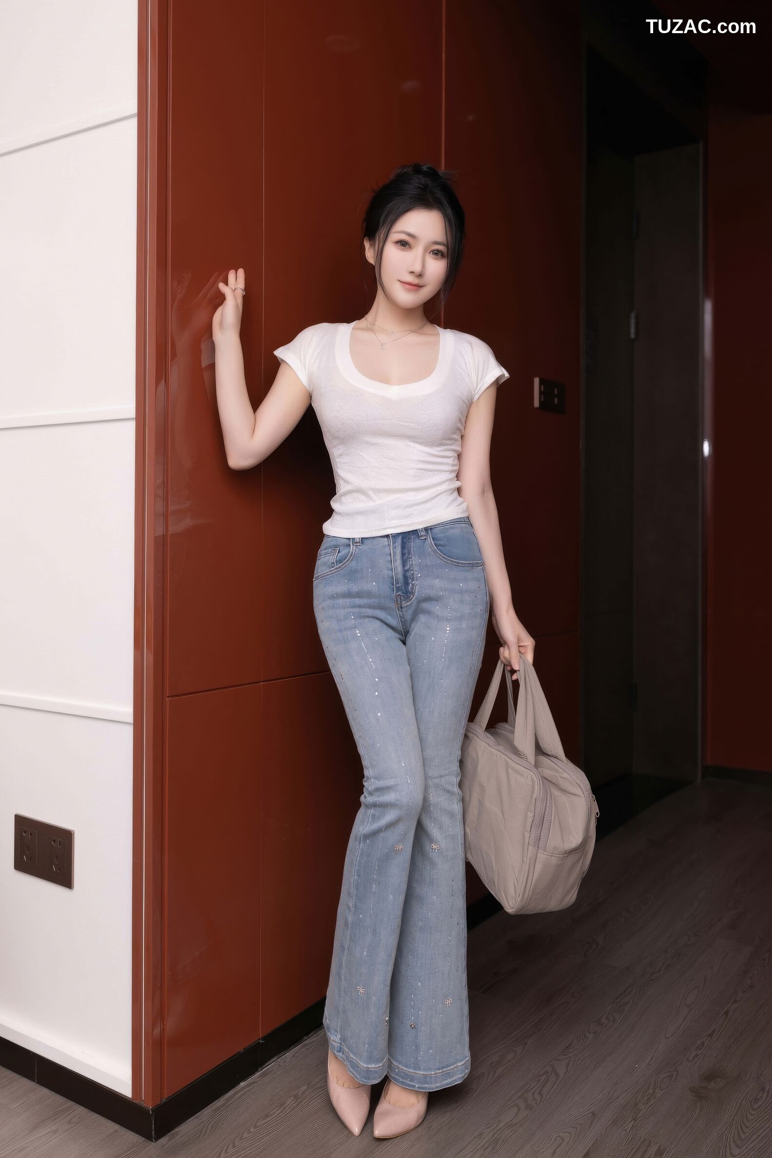 XiuRen秀人网-10858-鱼子酱Fish-白T牛仔裤淡粉内衣-2025.10.11