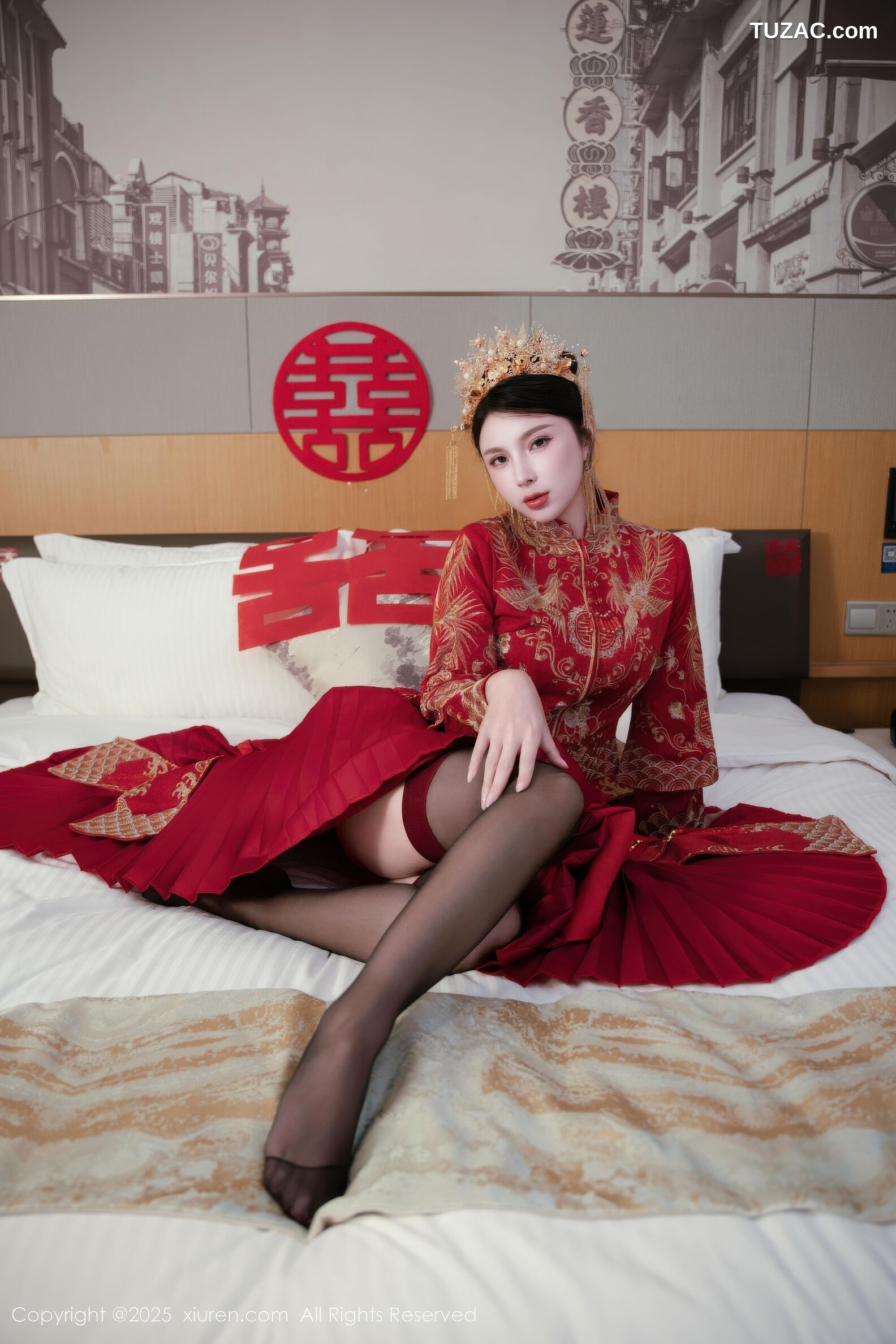 XiuRen秀人网-10865-小蛮妖Yummy-新娘红装红色内衣黑丝-2025.10.14