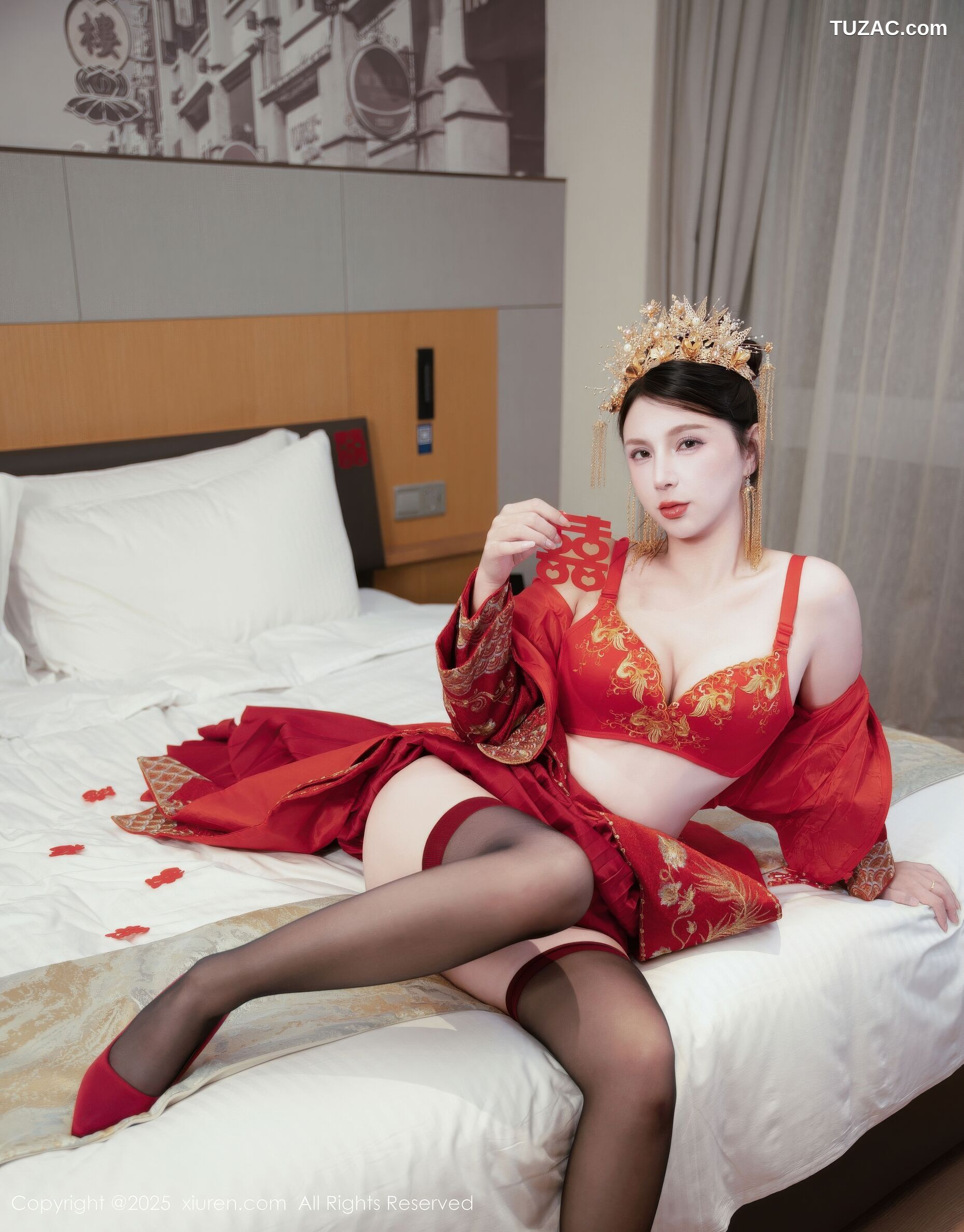 XiuRen秀人网-10865-小蛮妖Yummy-新娘红装红色内衣黑丝-2025.10.14