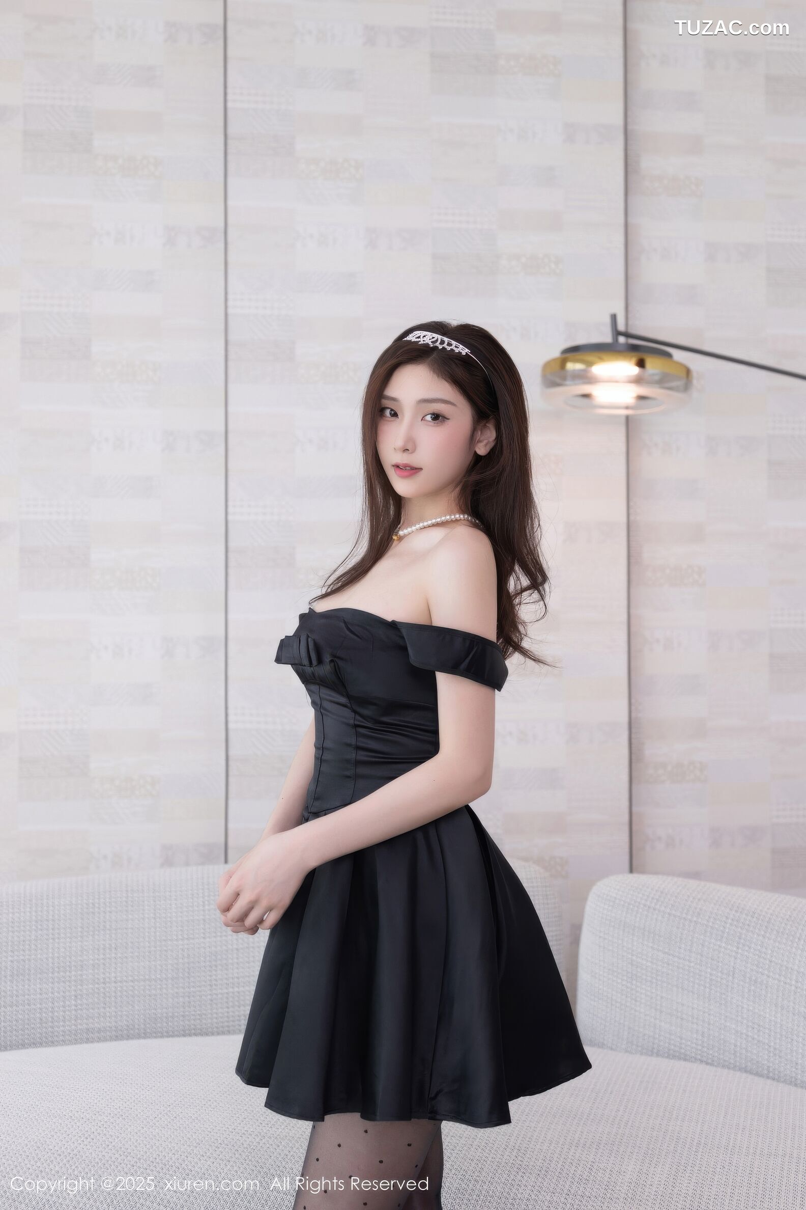 XiuRen秀人网-10878-刘婷婷-黑色连衣短裙魅惑黑丝-2025.10.16