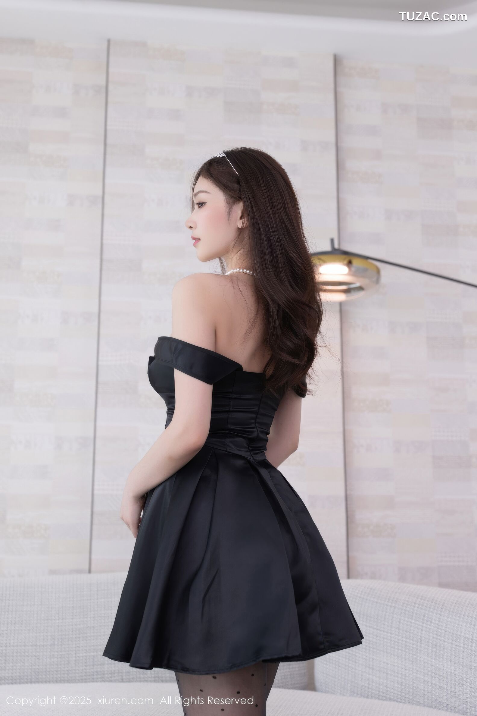 XiuRen秀人网-10878-刘婷婷-黑色连衣短裙魅惑黑丝-2025.10.16