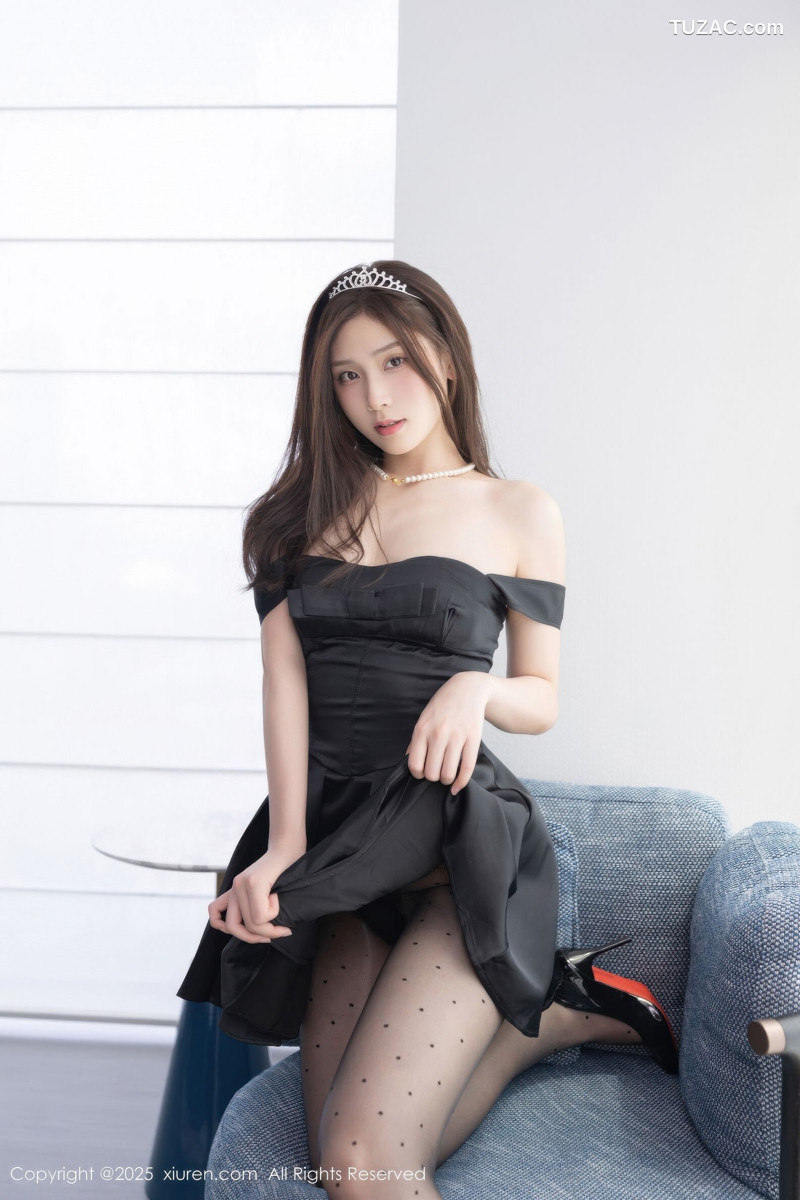 XiuRen秀人网-10878-刘婷婷-黑色连衣短裙魅惑黑丝-2025.10.16