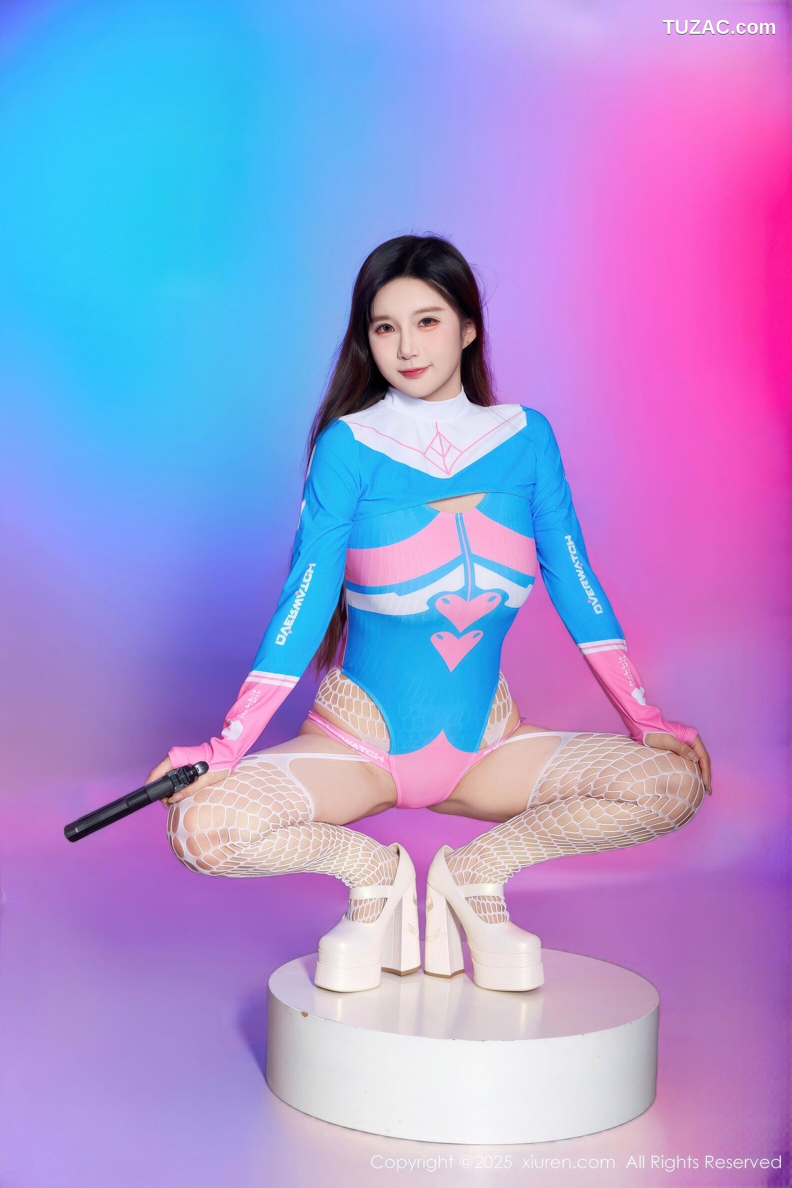 XiuRen秀人网-10886-小肉肉咪-蓝衣Cos女枪手白色网袜-2025.10.17