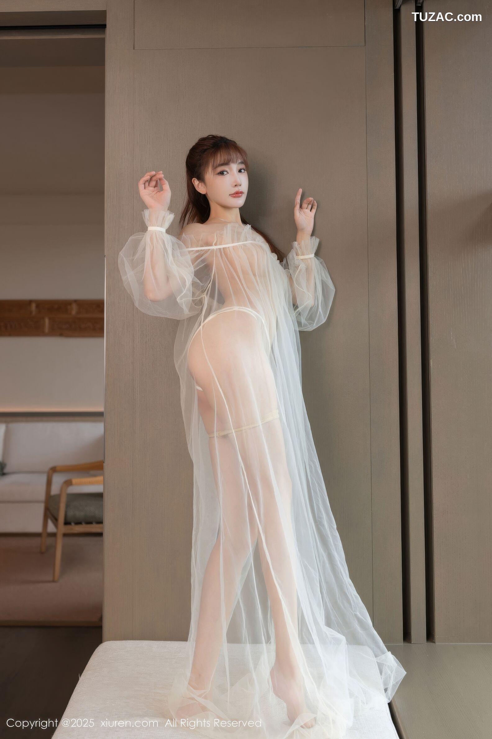 XiuRen秀人网-10903-陆萱萱-轻透白纱肉色丝袜-2025.10.23