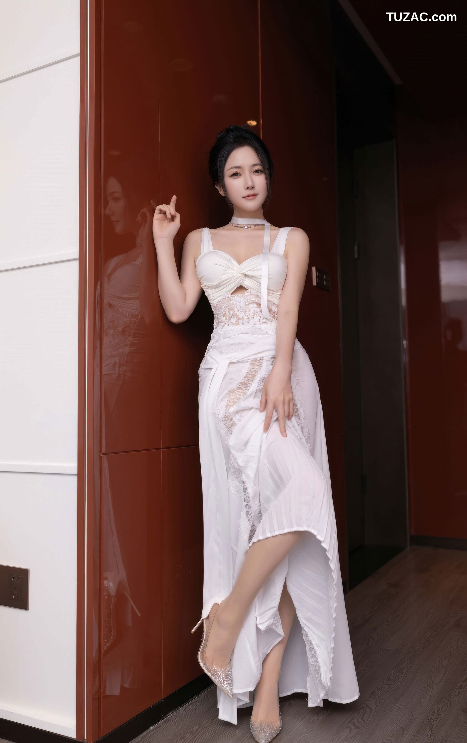 XiuRen秀人网-10911-鱼子酱Fish-白色长裙婀娜动人-2025.10.24