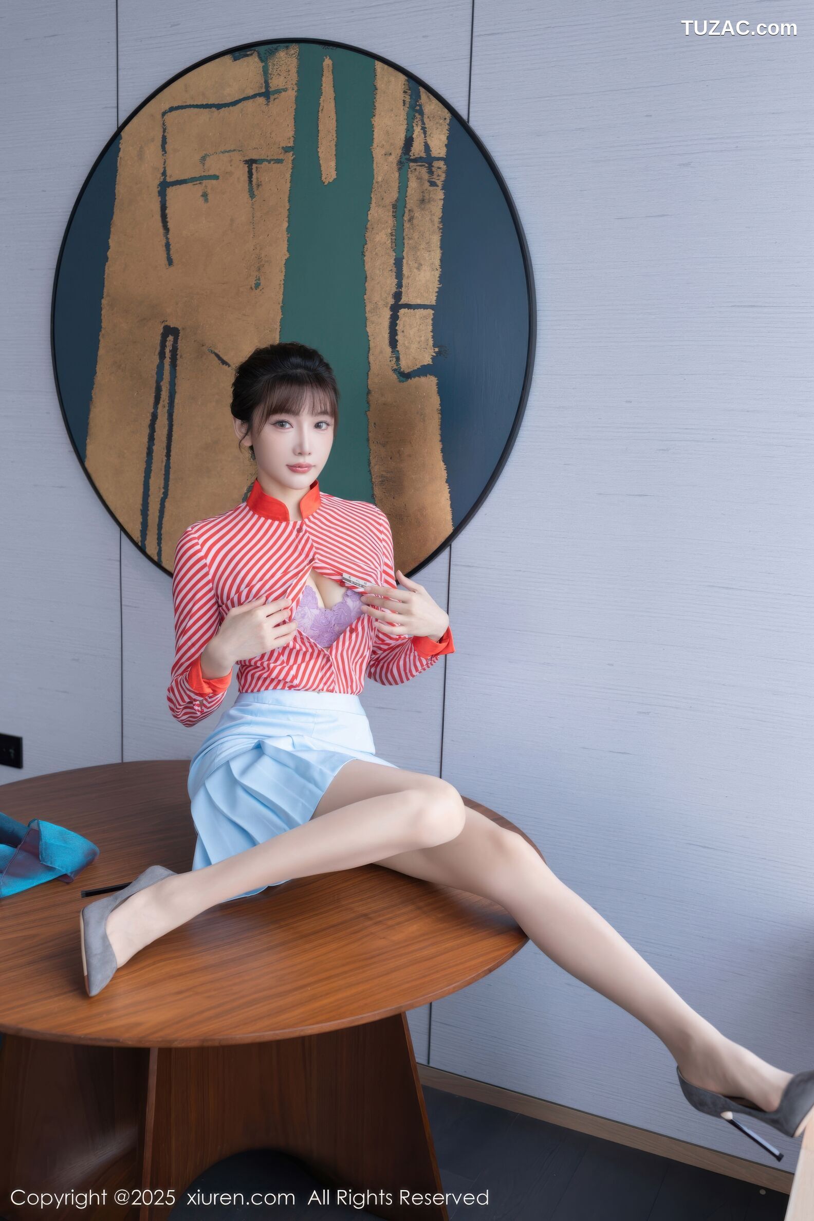 XiuRen秀人网-10932-陆萱萱-空姐紫色蕾丝内衣-2025.10.30