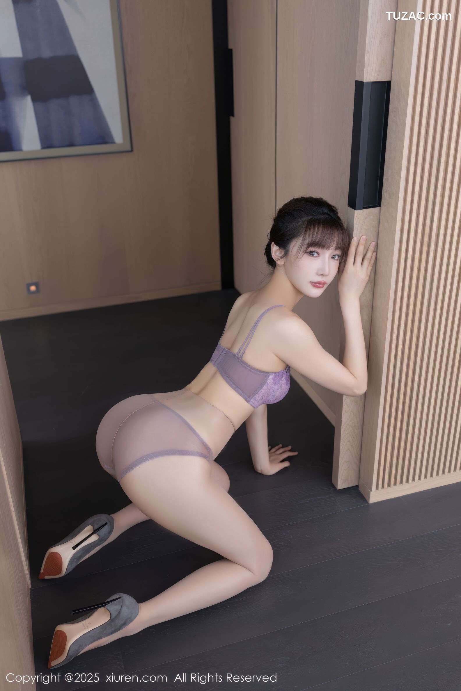 XiuRen秀人网-10932-陆萱萱-空姐紫色蕾丝内衣-2025.10.30