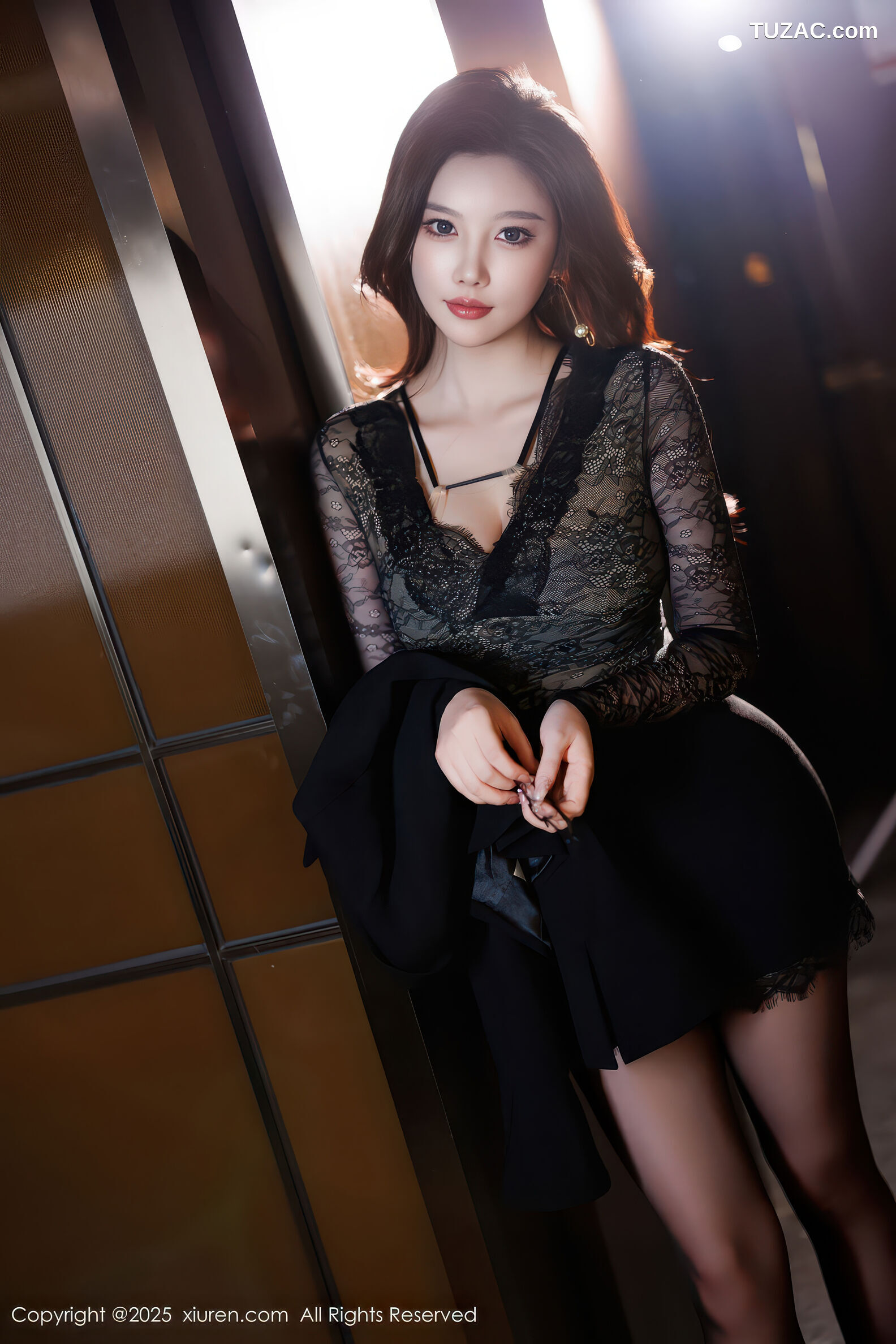 XiuRen秀人网-11035-CHENCHEN-OL黑色外套黑色情趣内衣-2025.11.26