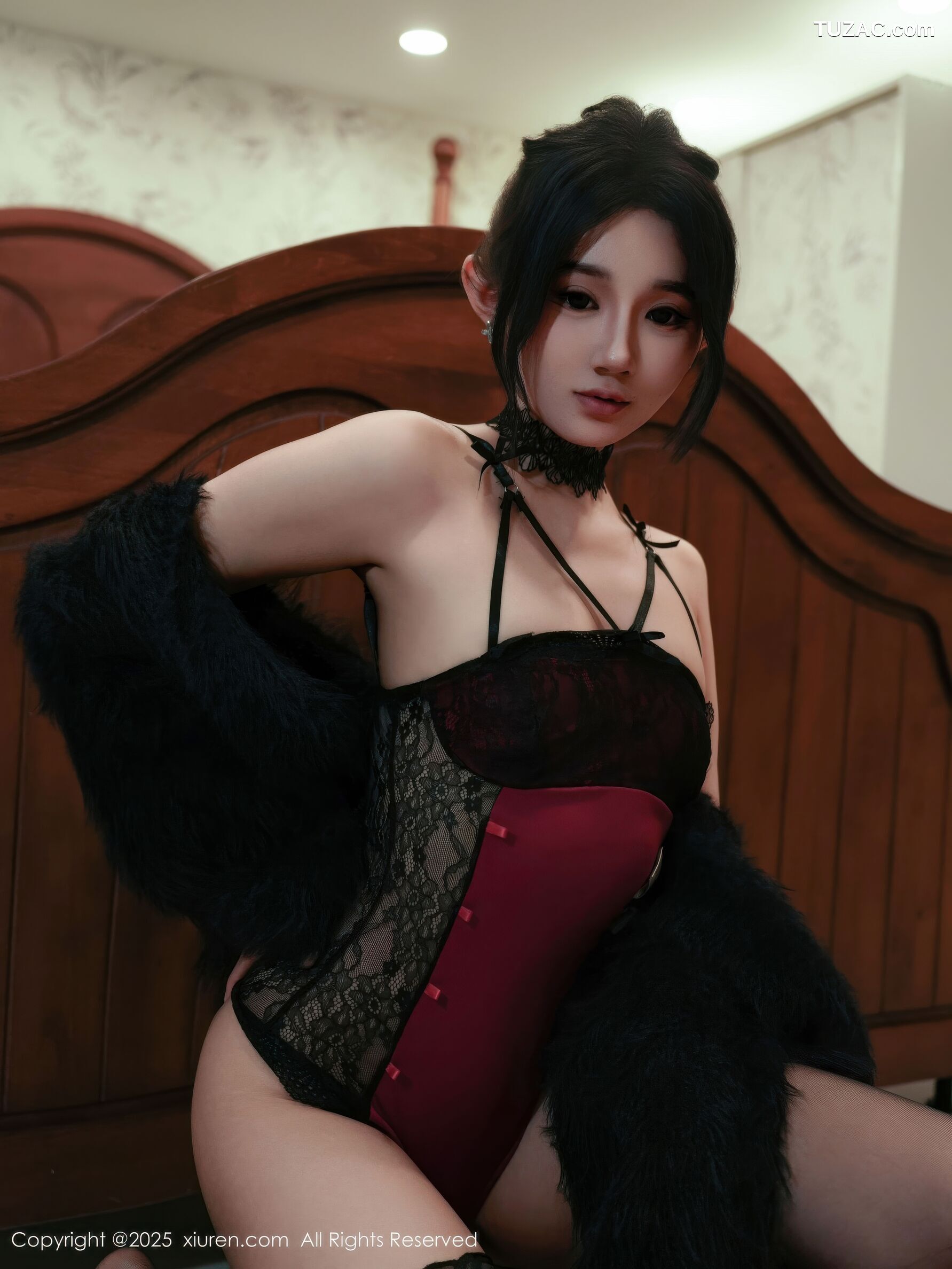 XiuRen秀人网-11072-桃子姐姐-吊带黑丝美腿-2025.12.05