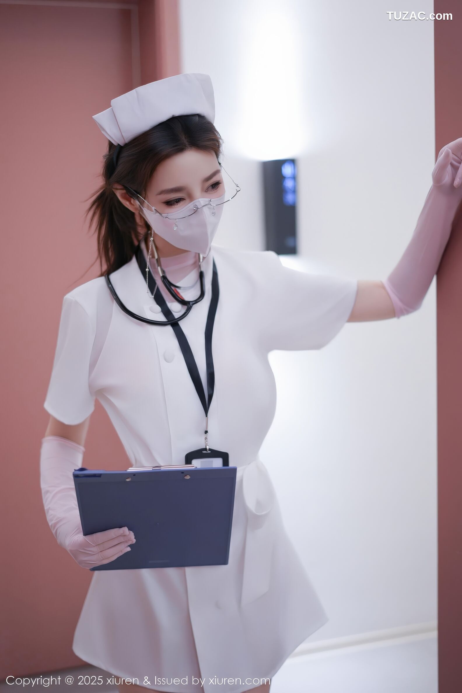 XiuRen秀人网-11099-Twins桃桃-护士制服白蕾丝情趣内衣-2025.12.11