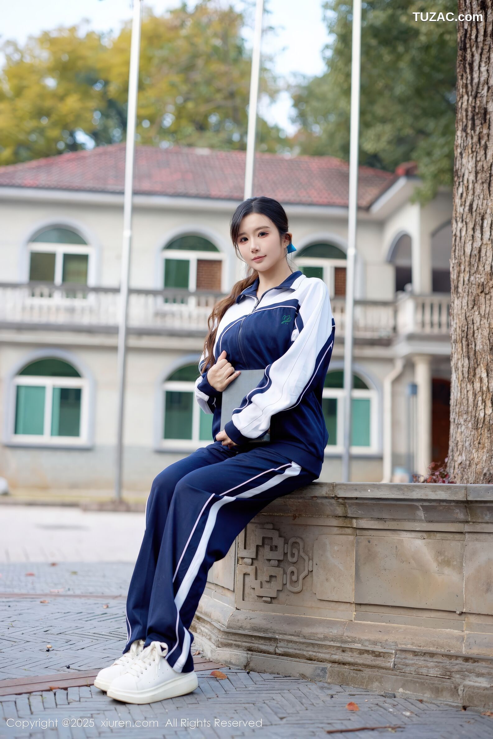 XiuRen秀人网-11103-小肉肉咪-校服校园清纯少女红色内衣-2025.12.12