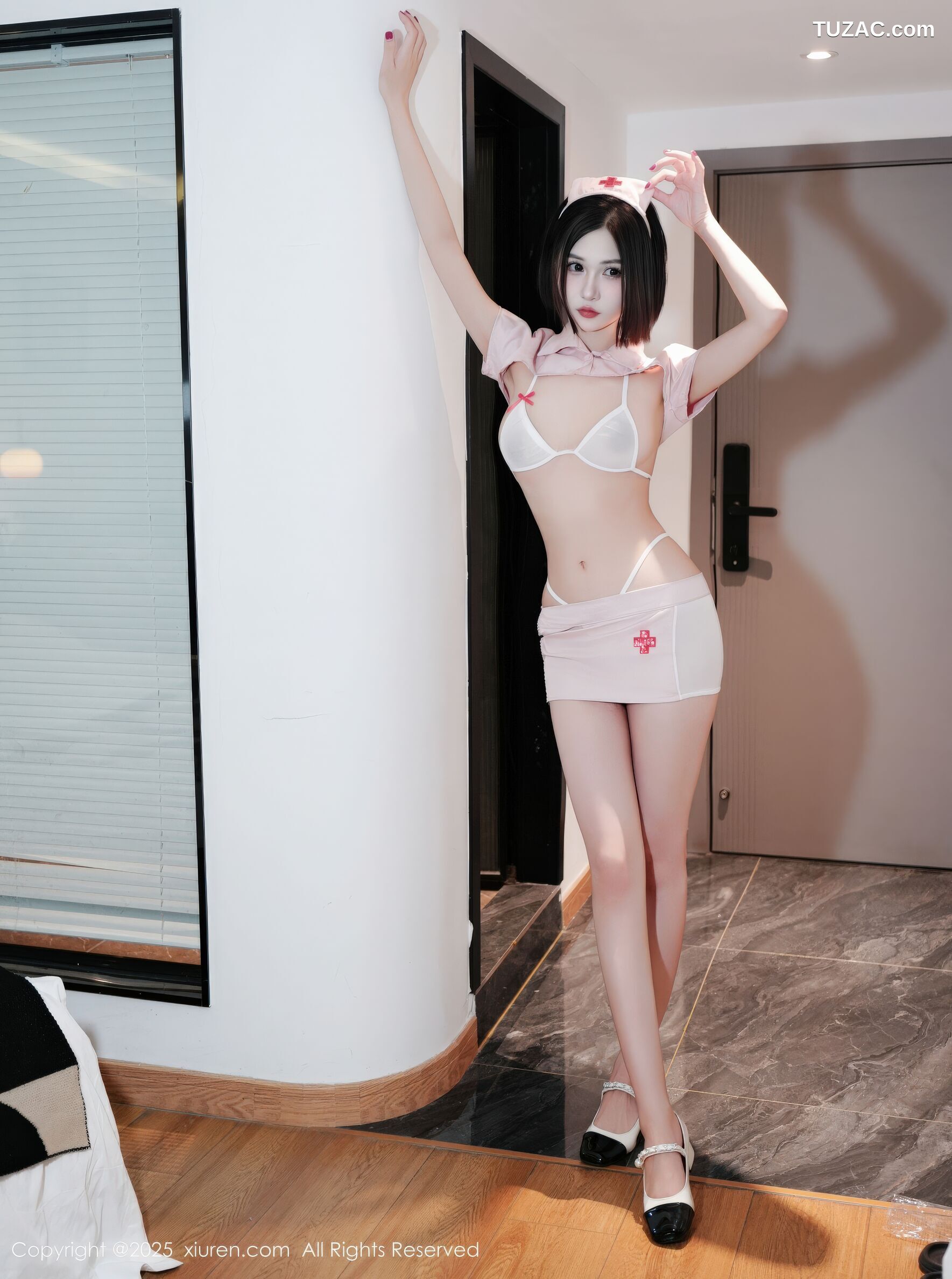 XiuRen秀人网-11111-奶芙酱-EVA-粉色护士制服白色内衣-2025.12.16