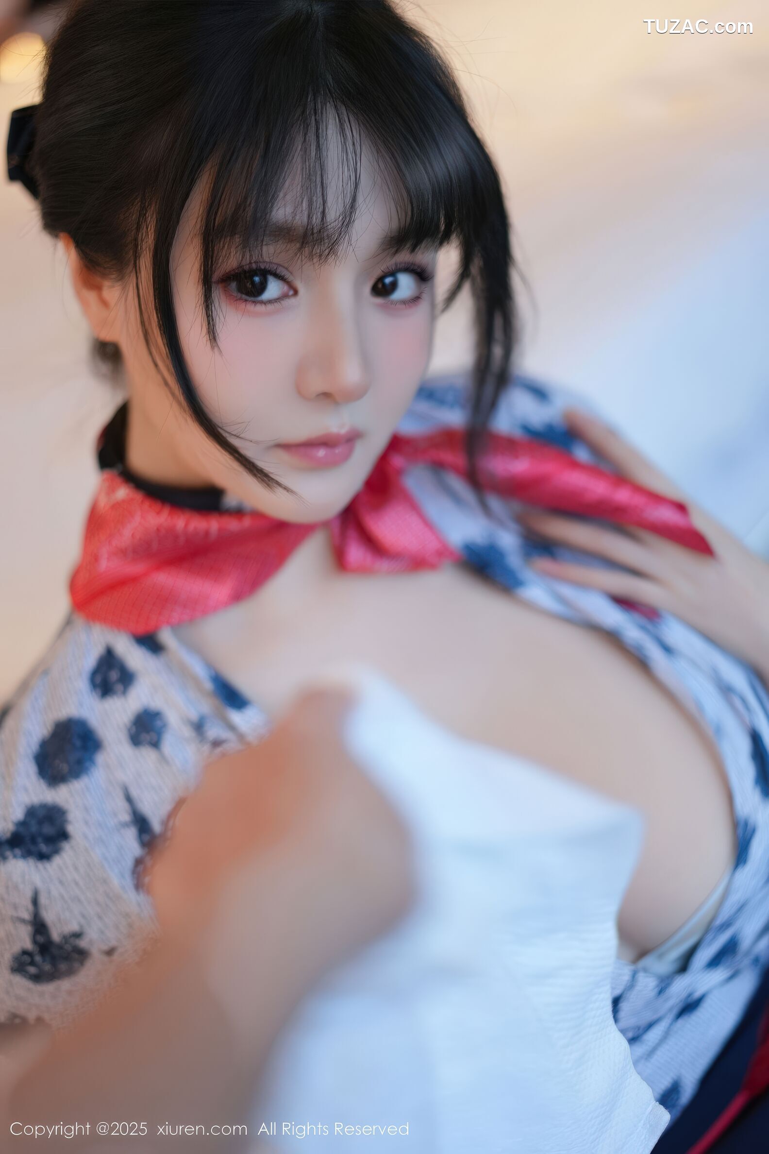 XiuRen秀人网-11115-沈南汐RuRu-空姐制服黑丝灰色内衣爆乳-2025.12.16