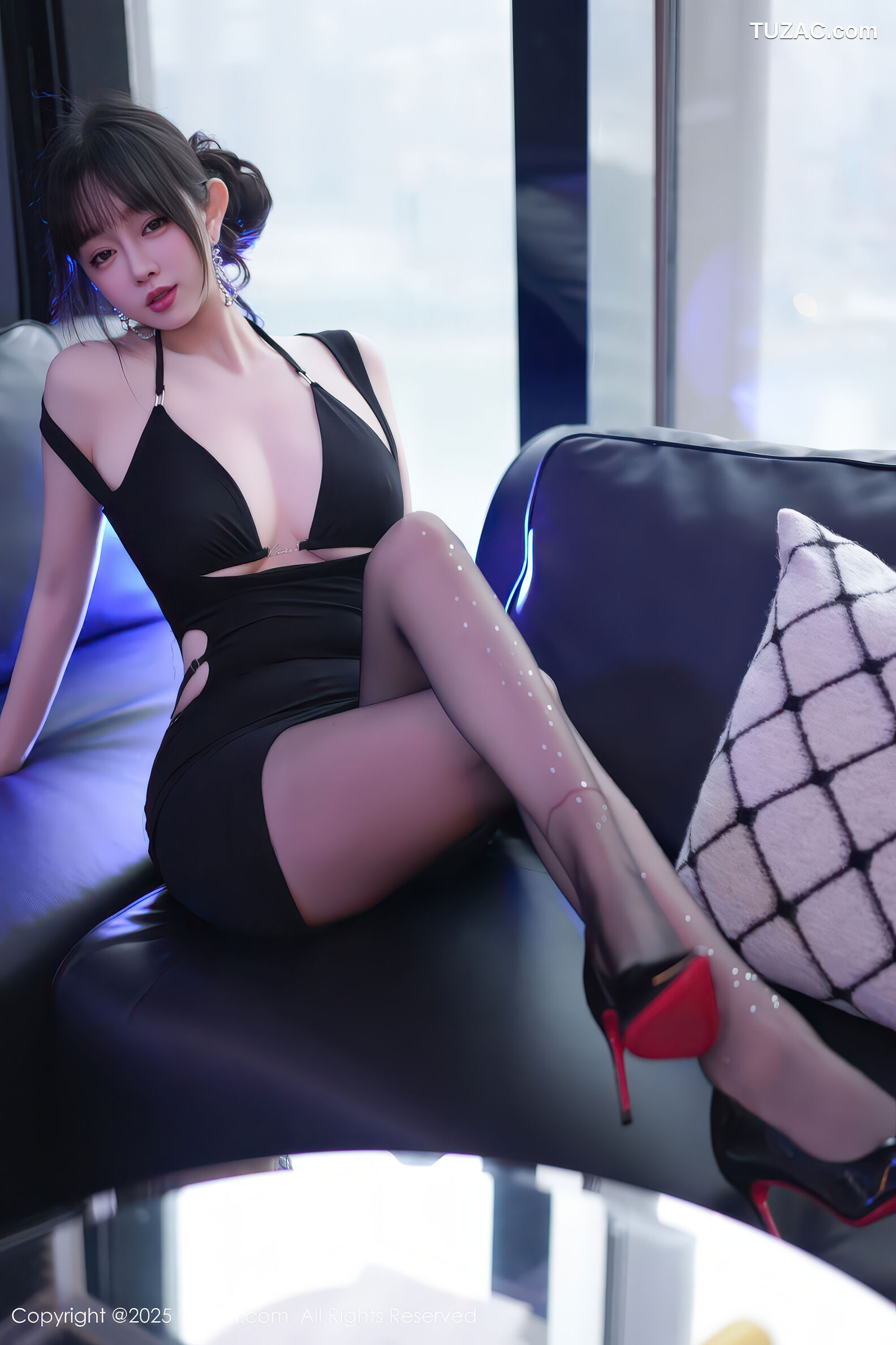XiuRen秀人网-11165-王羽纯-黑色情趣内衣黑丝-2025.12.26