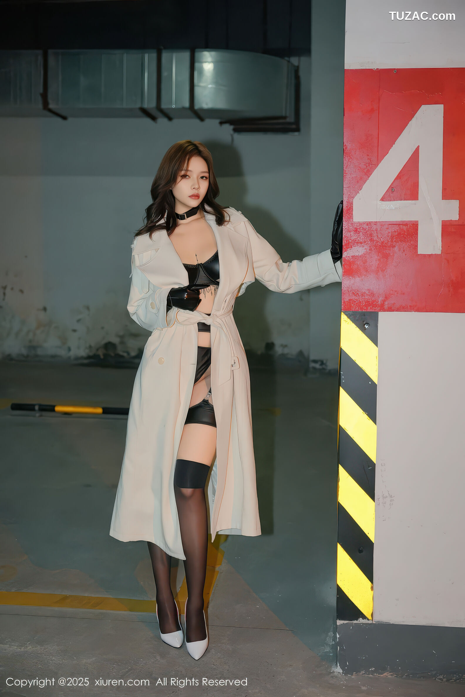 XiuRen秀人网-11176-娜比-米色大衣下黑色情趣内衣-2025.12.30