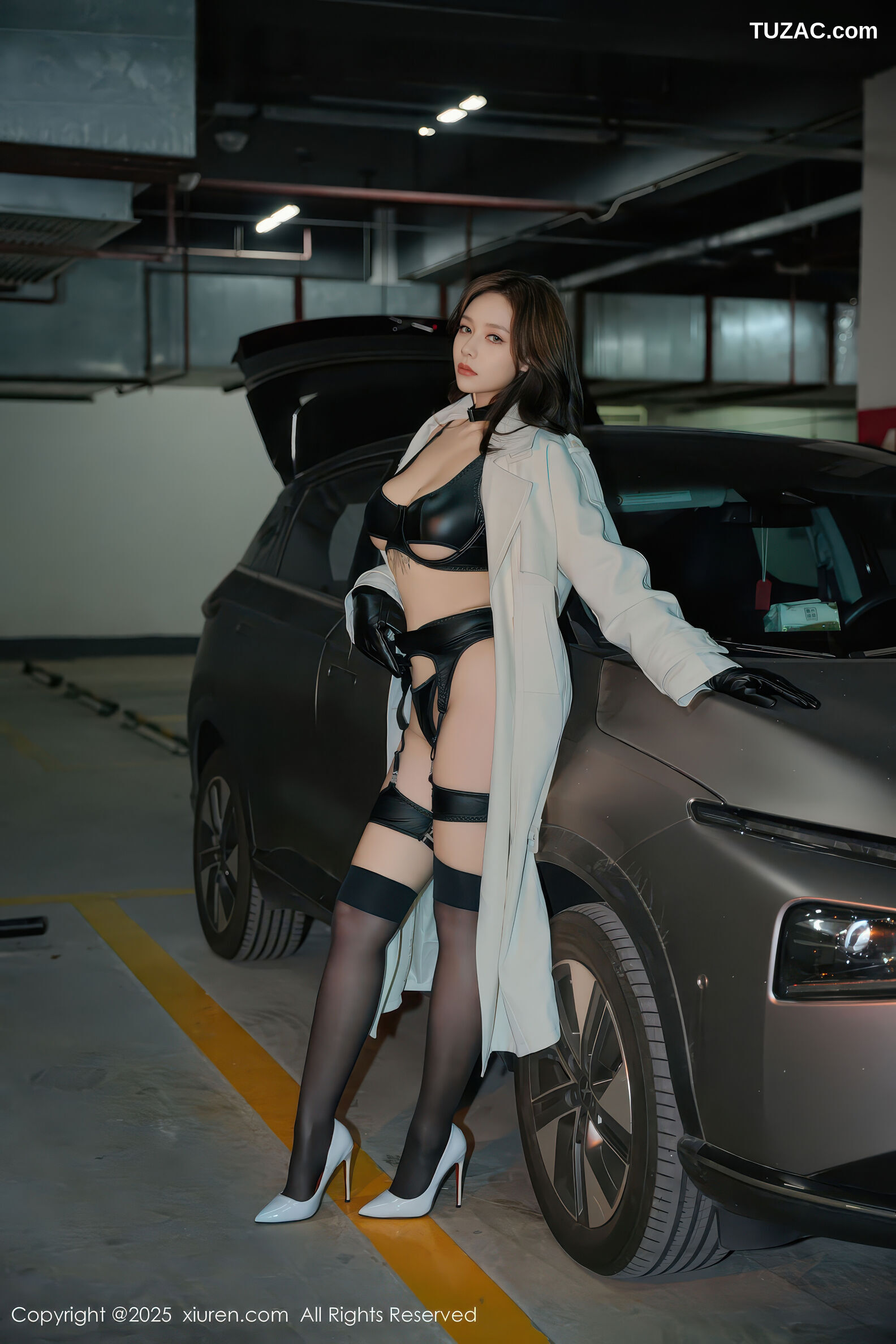 XiuRen秀人网-11176-娜比-米色大衣下黑色情趣内衣-2025.12.30