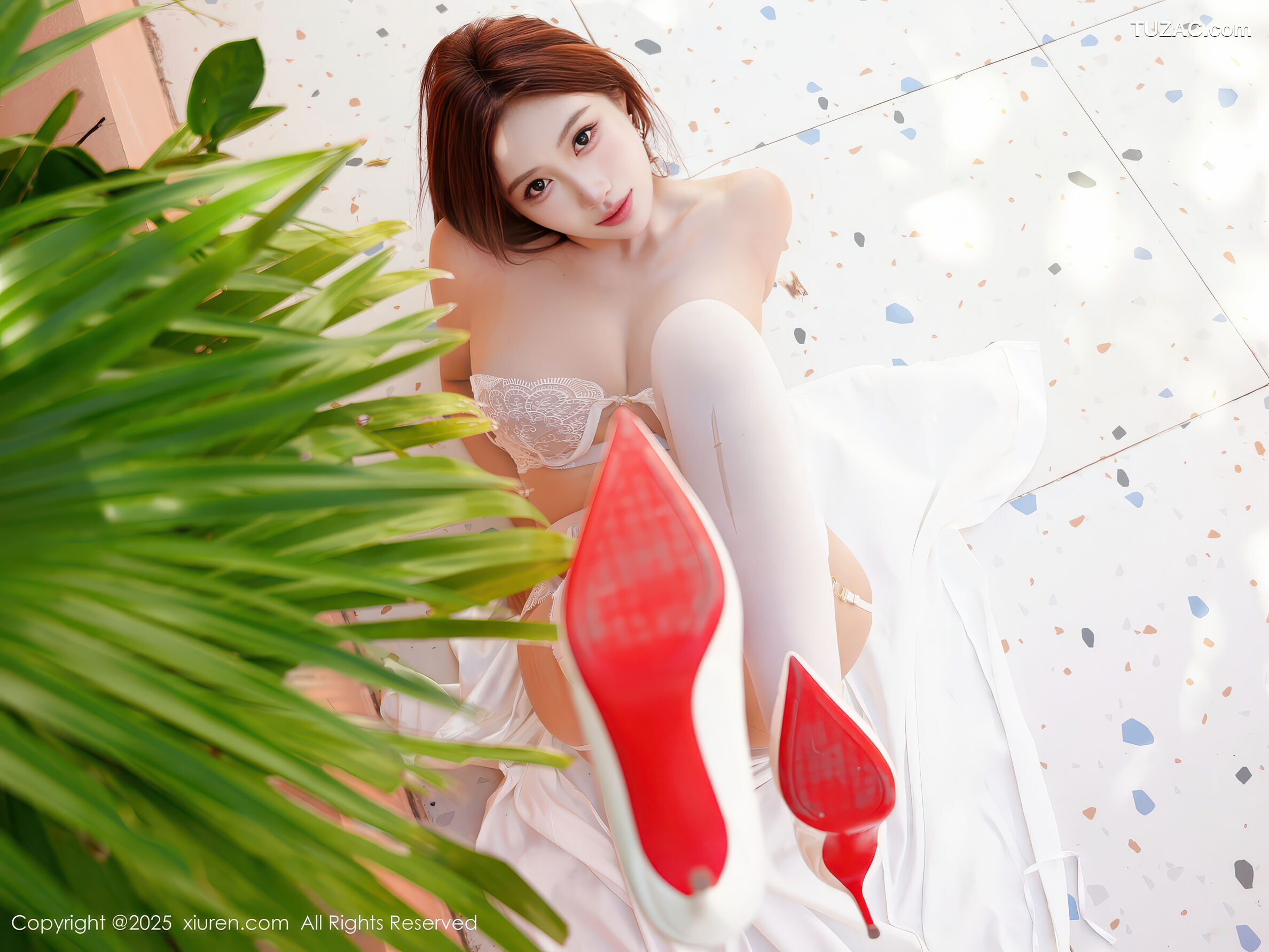 XiuRen秀人网-11185-金允希Yuki-黑白天使姐妹花白蕾丝黑豹纹-2025.12.31