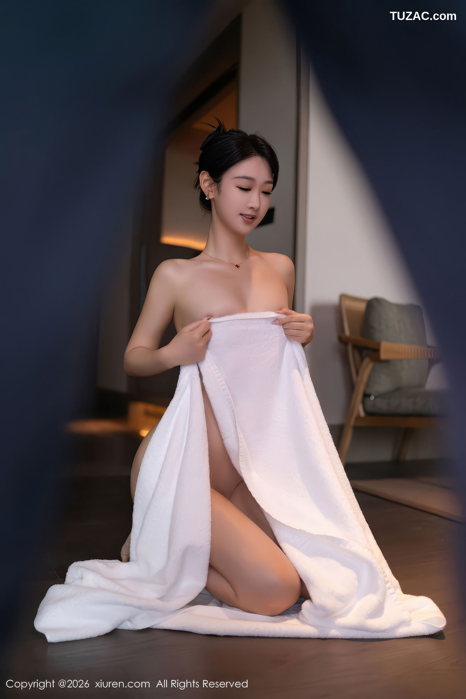 XiuRen秀人网-11195-唐安琪-粉色内衣诱人肉色丝袜-2026.01.05