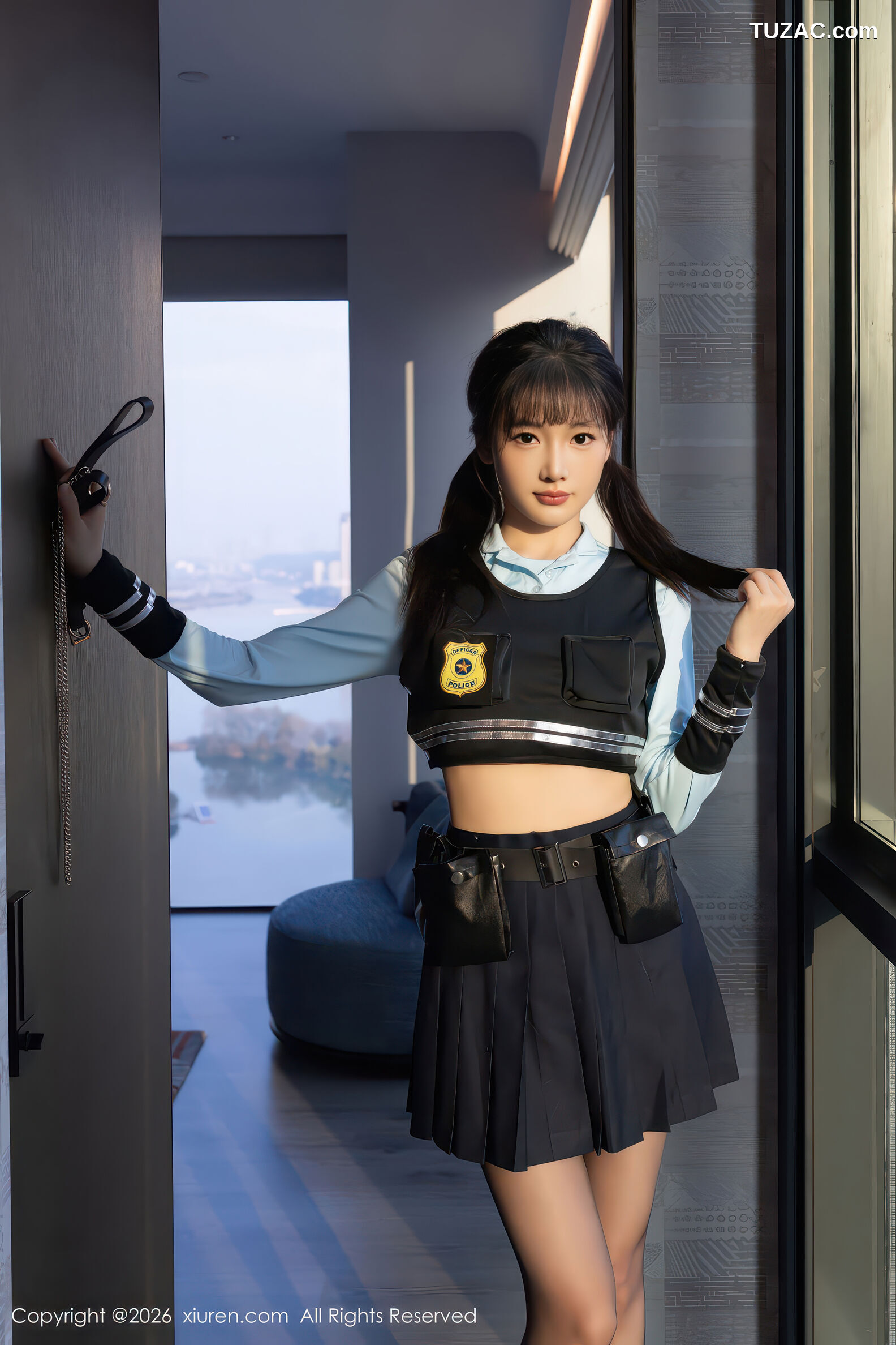 XiuRen秀人网-11209-陆萱萱-深蓝女警制服短裙黑丝-2026.01.08