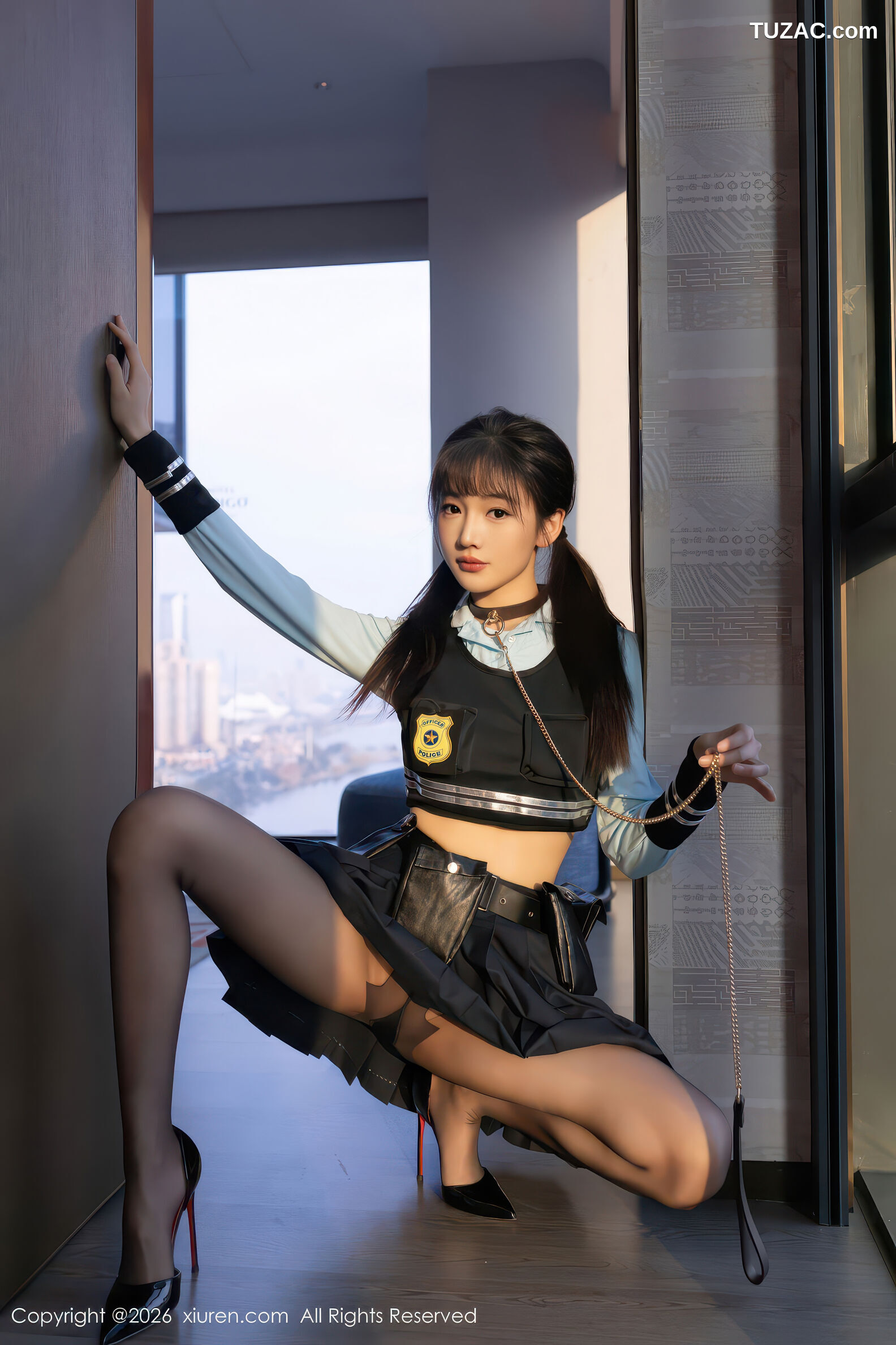 XiuRen秀人网-11209-陆萱萱-深蓝女警制服短裙黑丝-2026.01.08