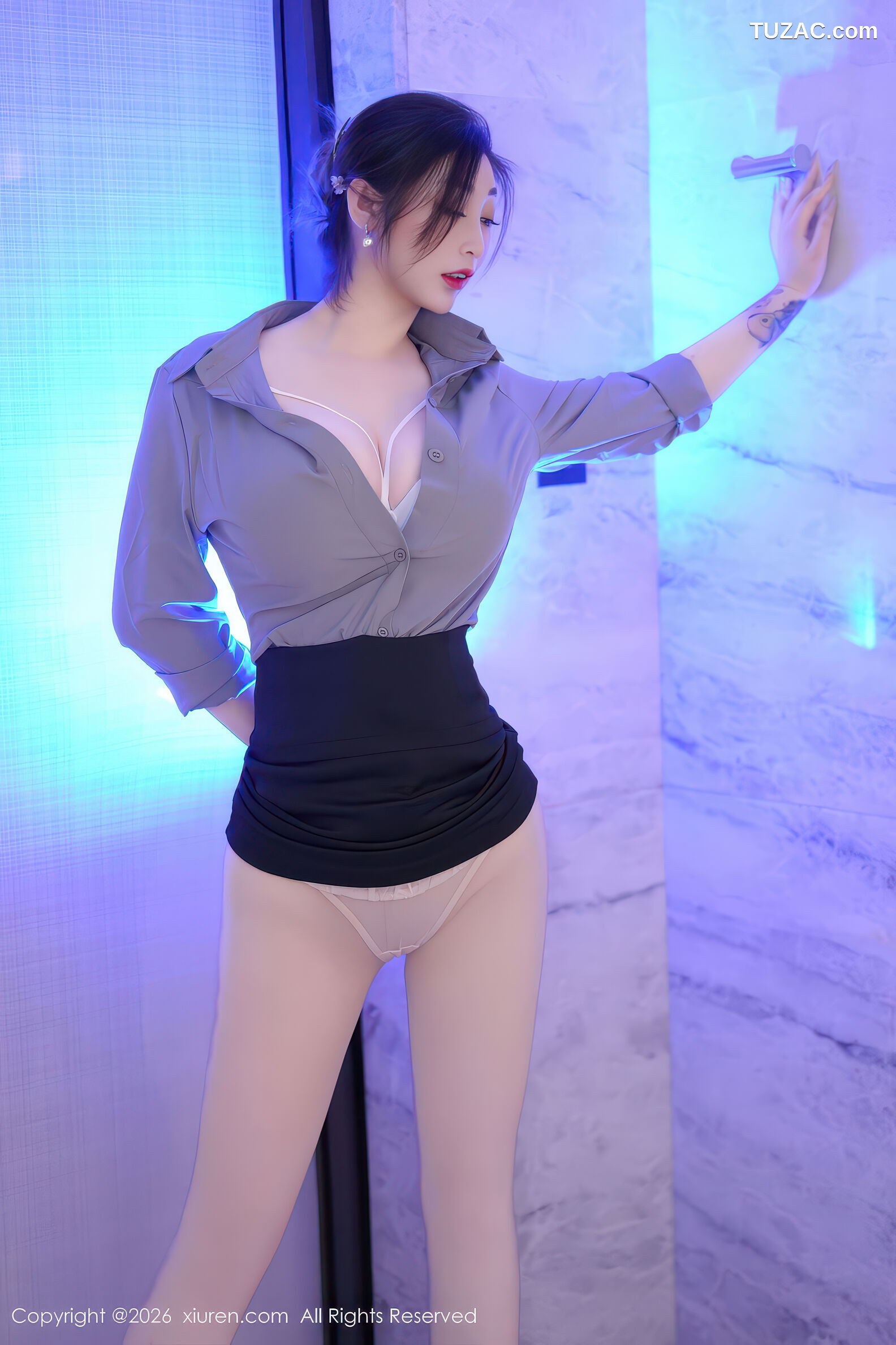 XiuRen秀人网-11213-妲己_Toxic-OL灰衬衫黑短裙肉丝-2026.01.09