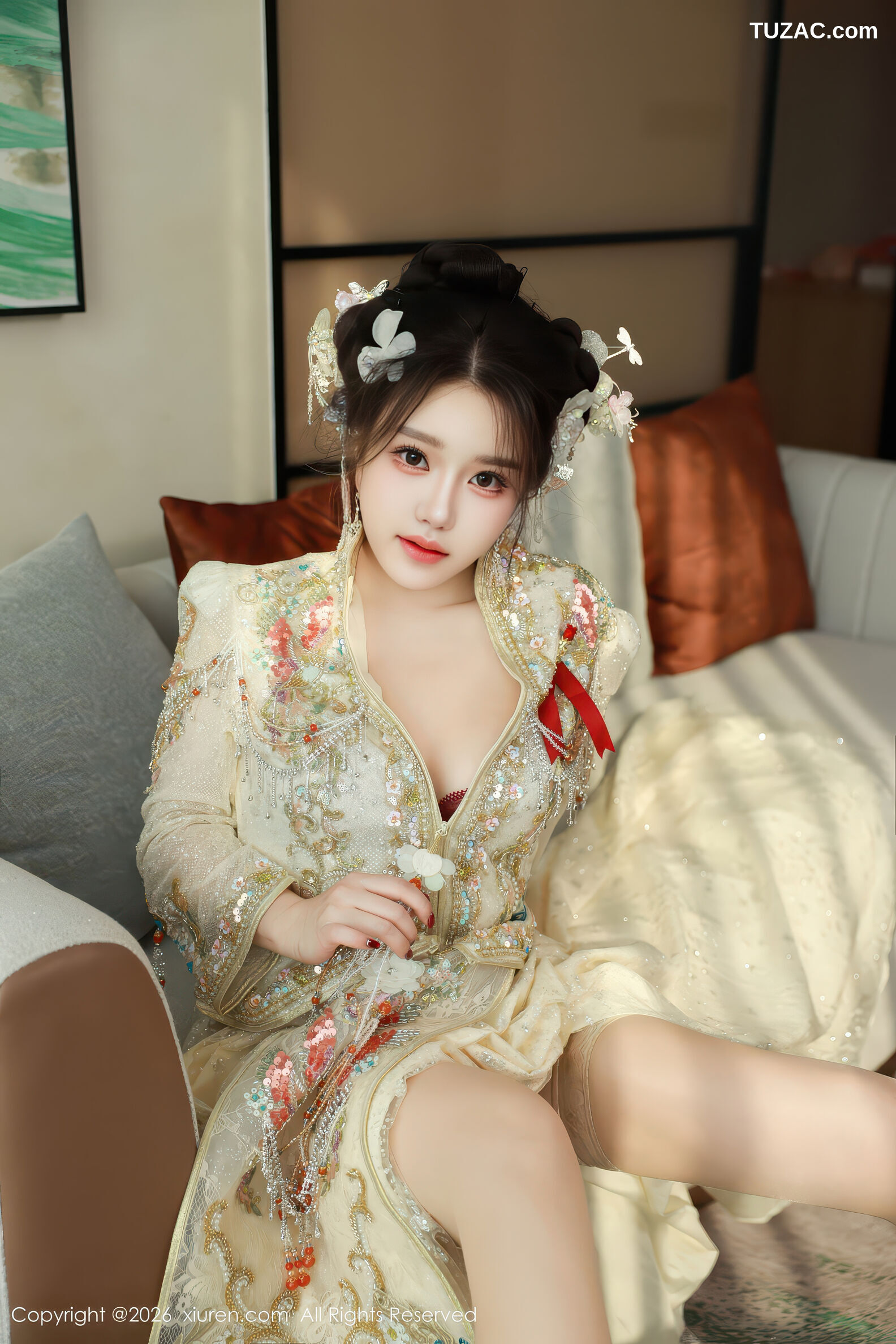 XiuRen秀人网-11220-小薯条nienie-绑架剧情-新娘装红内衣-2026.01.12
