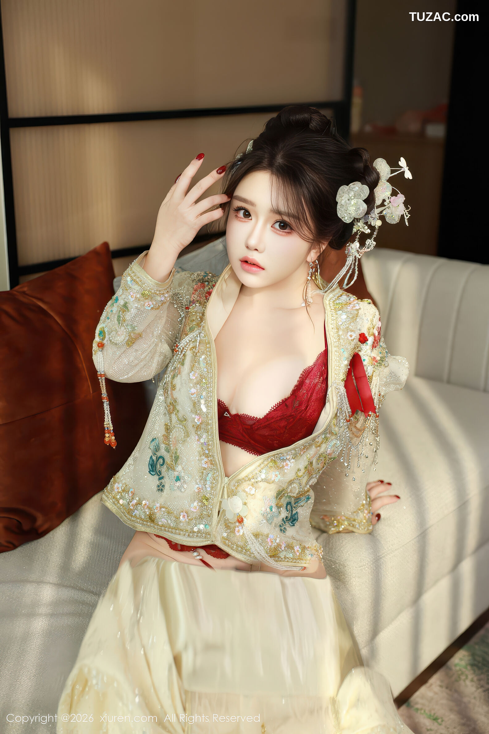 XiuRen秀人网-11220-小薯条nienie-绑架剧情-新娘装红内衣-2026.01.12