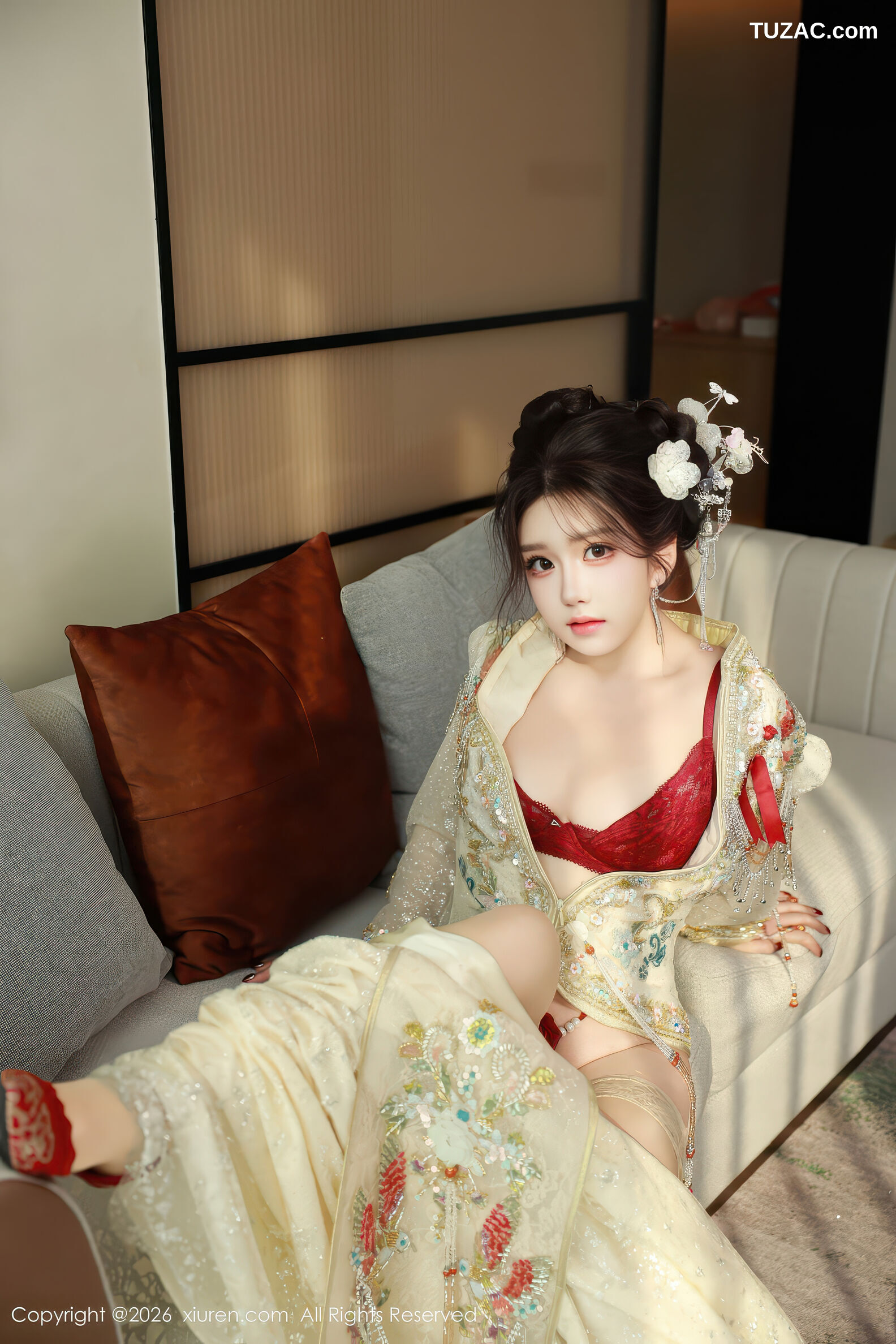 XiuRen秀人网-11220-小薯条nienie-绑架剧情-新娘装红内衣-2026.01.12