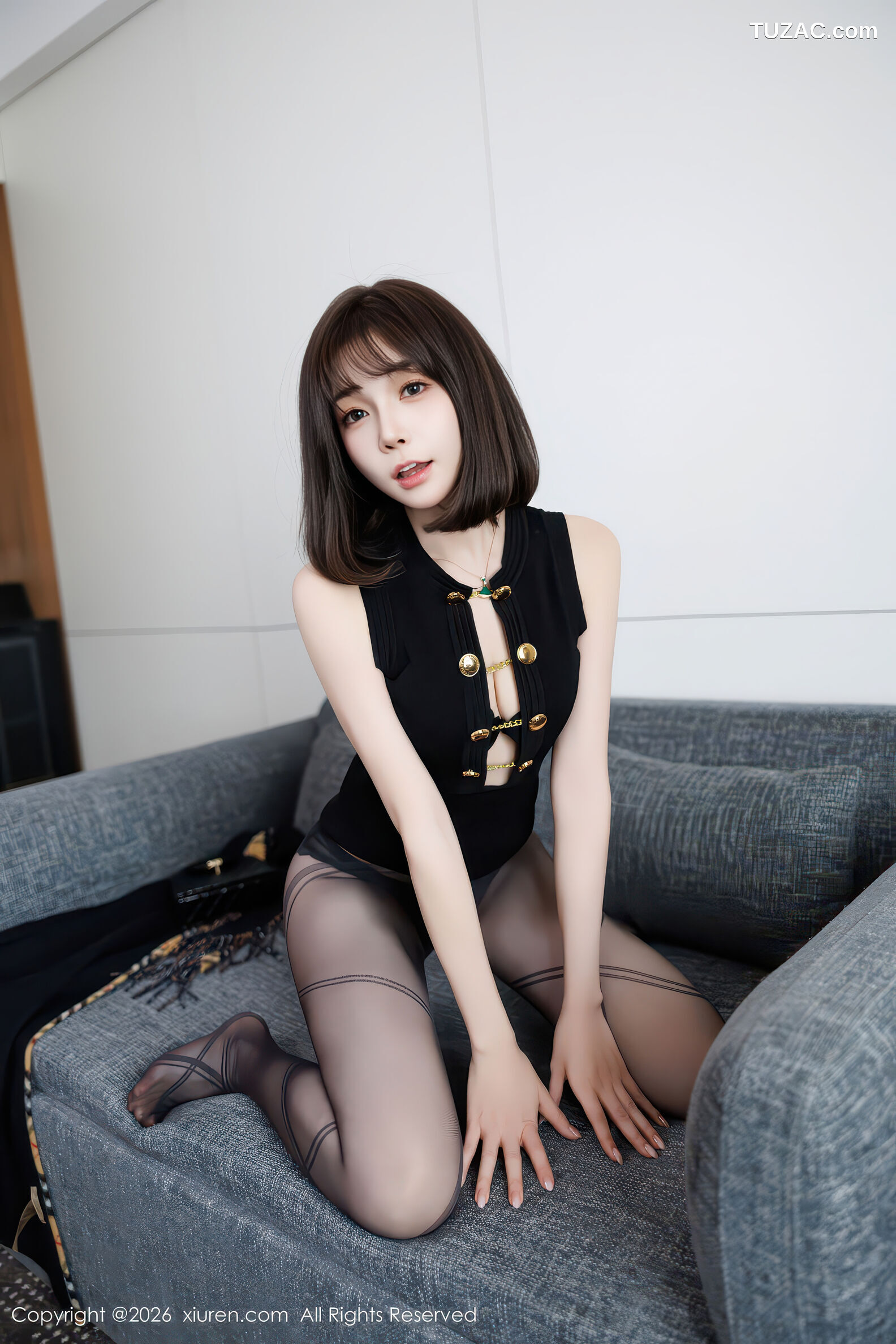 XiuRen秀人网-11252-莉芝荔枝-黑色连衣短裙-红色兔女郎黑丝-2026.01.20