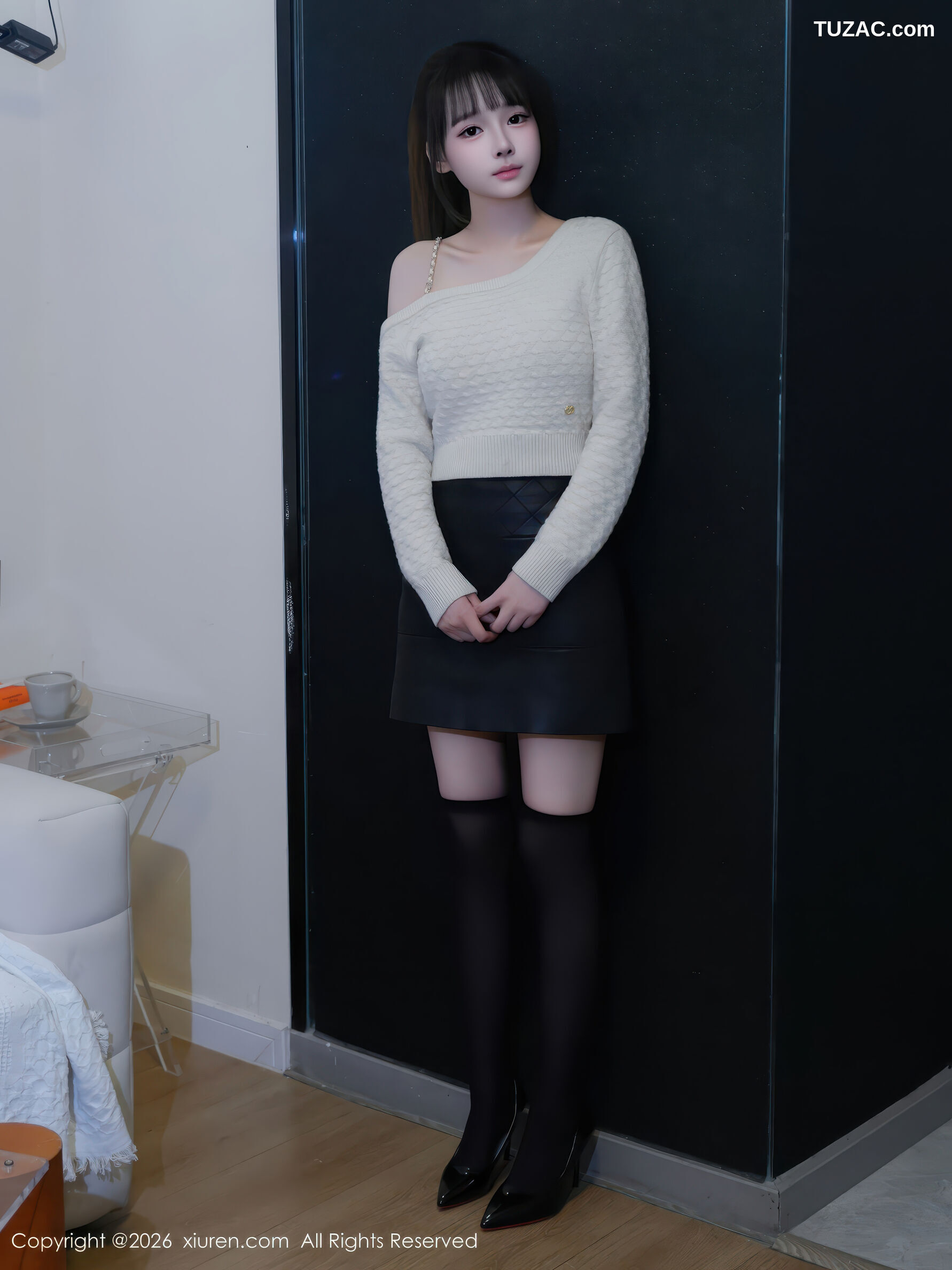 XiuRen秀人网-11254-沈蜜儿-白T黑短裙黑丝-2026.01.21