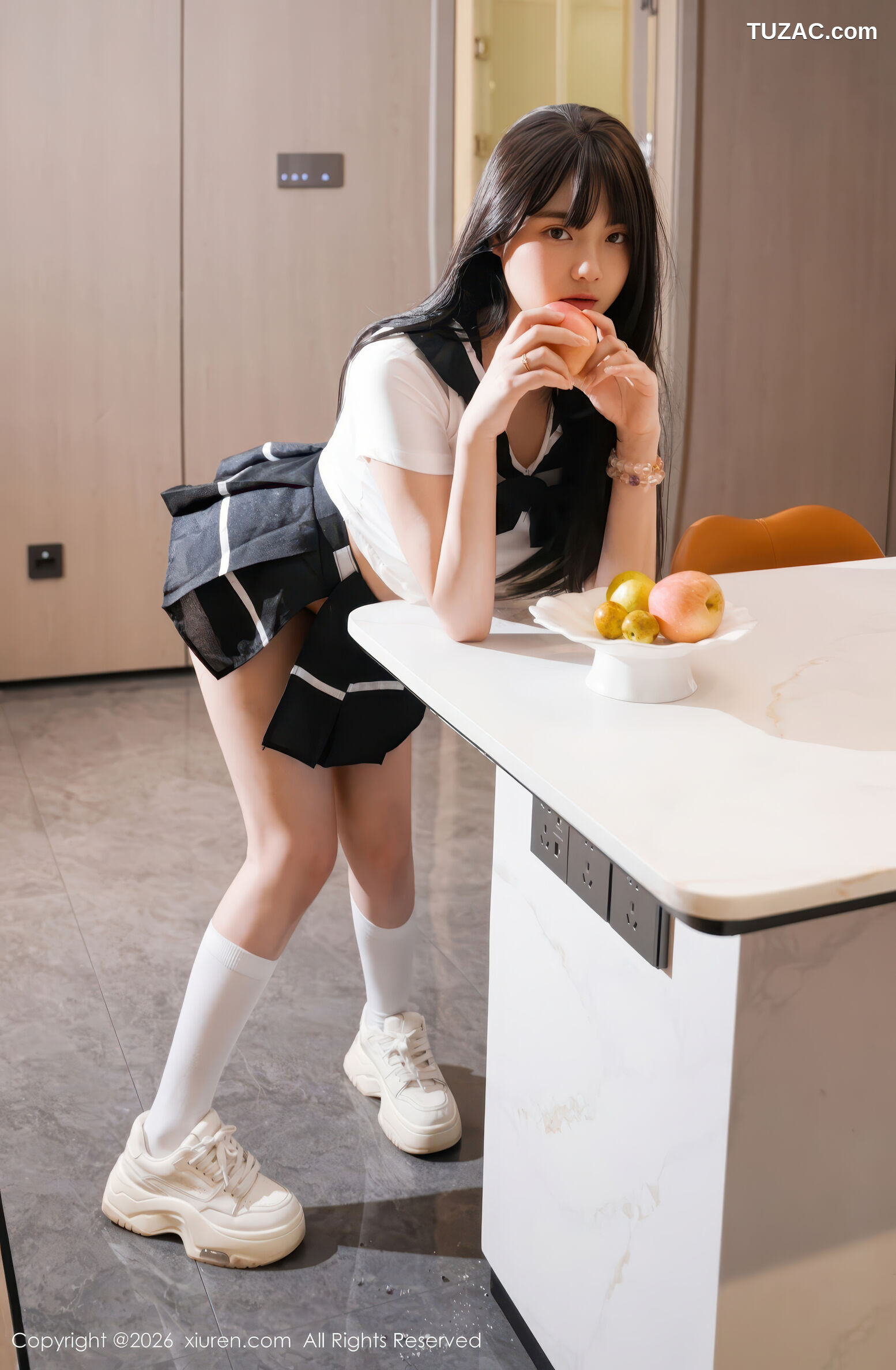 XiuRen秀人网-11256-软情-清纯女学生白色水手T黑色短裙-2026.01.21