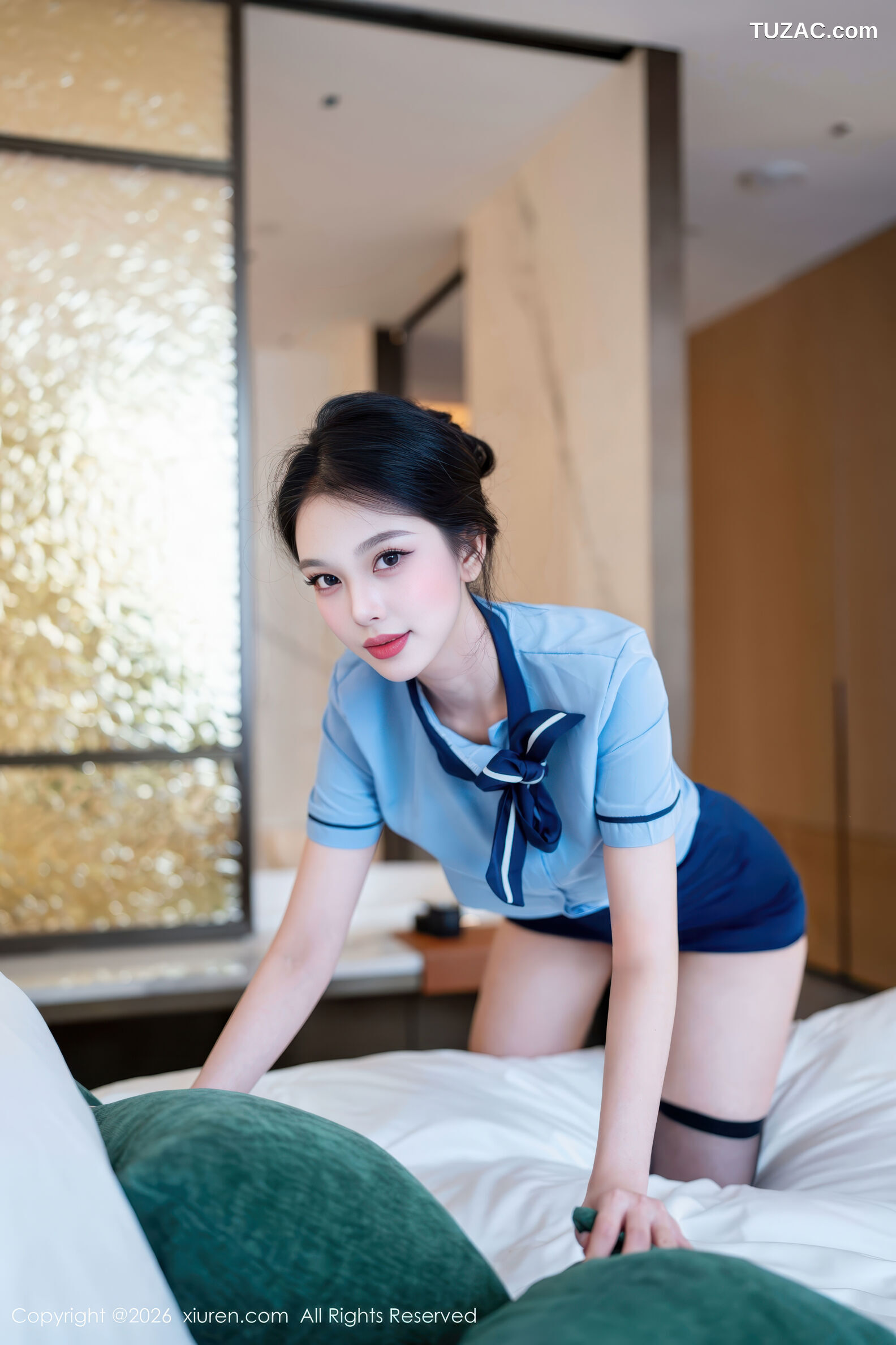 XiuRen秀人网-11259-诺诺子-酒店女服务生蓝衬衫深蓝短裙黑丝-2026.01.22