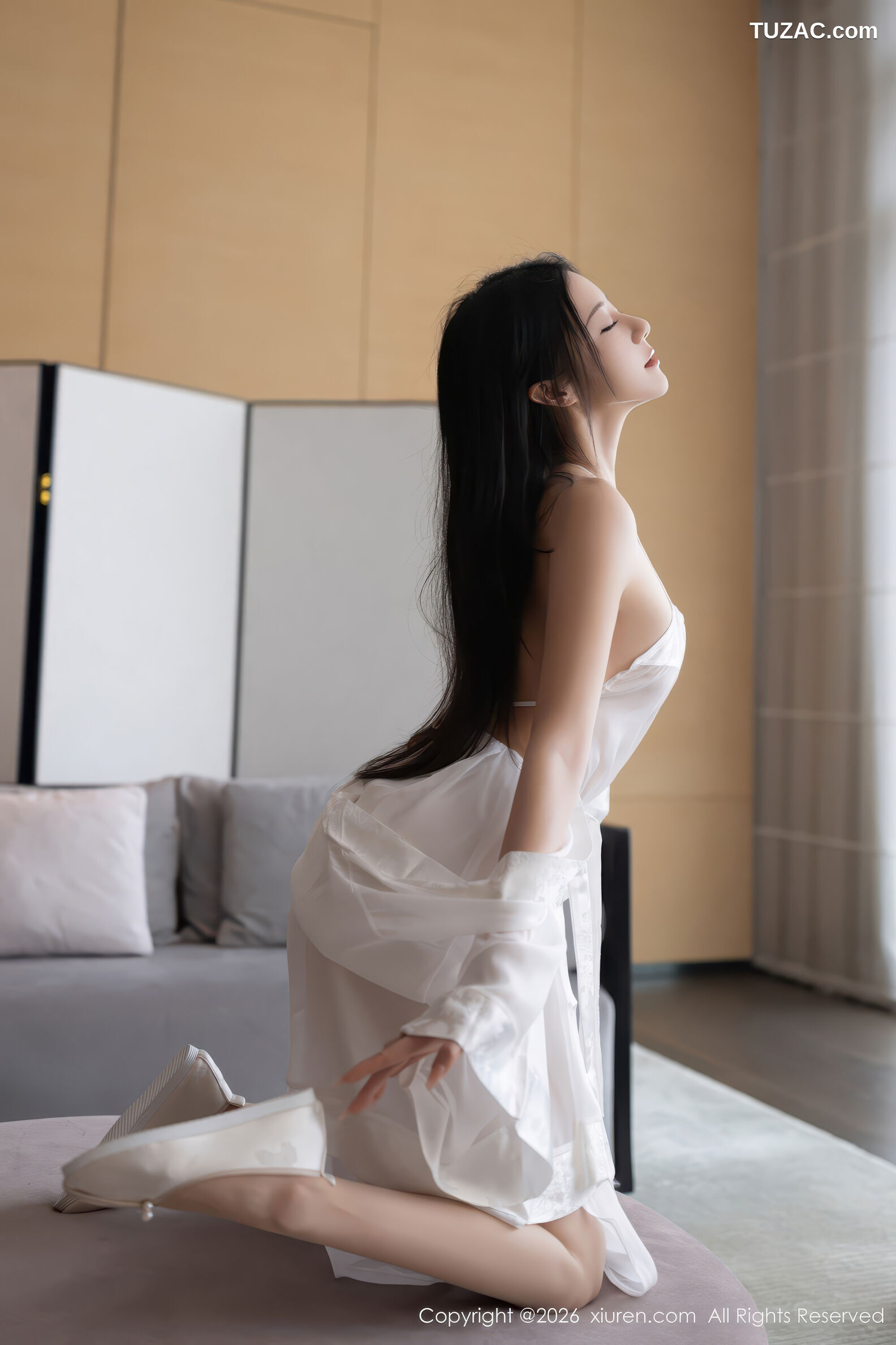 XiuRen秀人网-11275-鱼子酱Fish-白色浴袍轻透白肚兜白纱浴缸湿身-2026.01.23