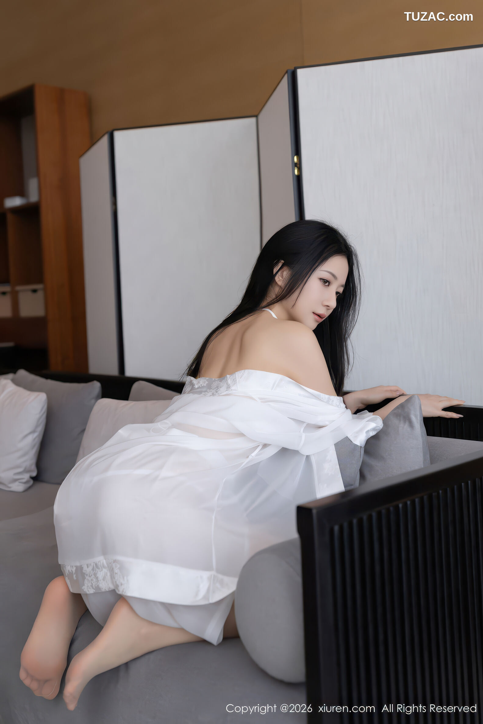 XiuRen秀人网-11275-鱼子酱Fish-白色浴袍轻透白肚兜白纱浴缸湿身-2026.01.23