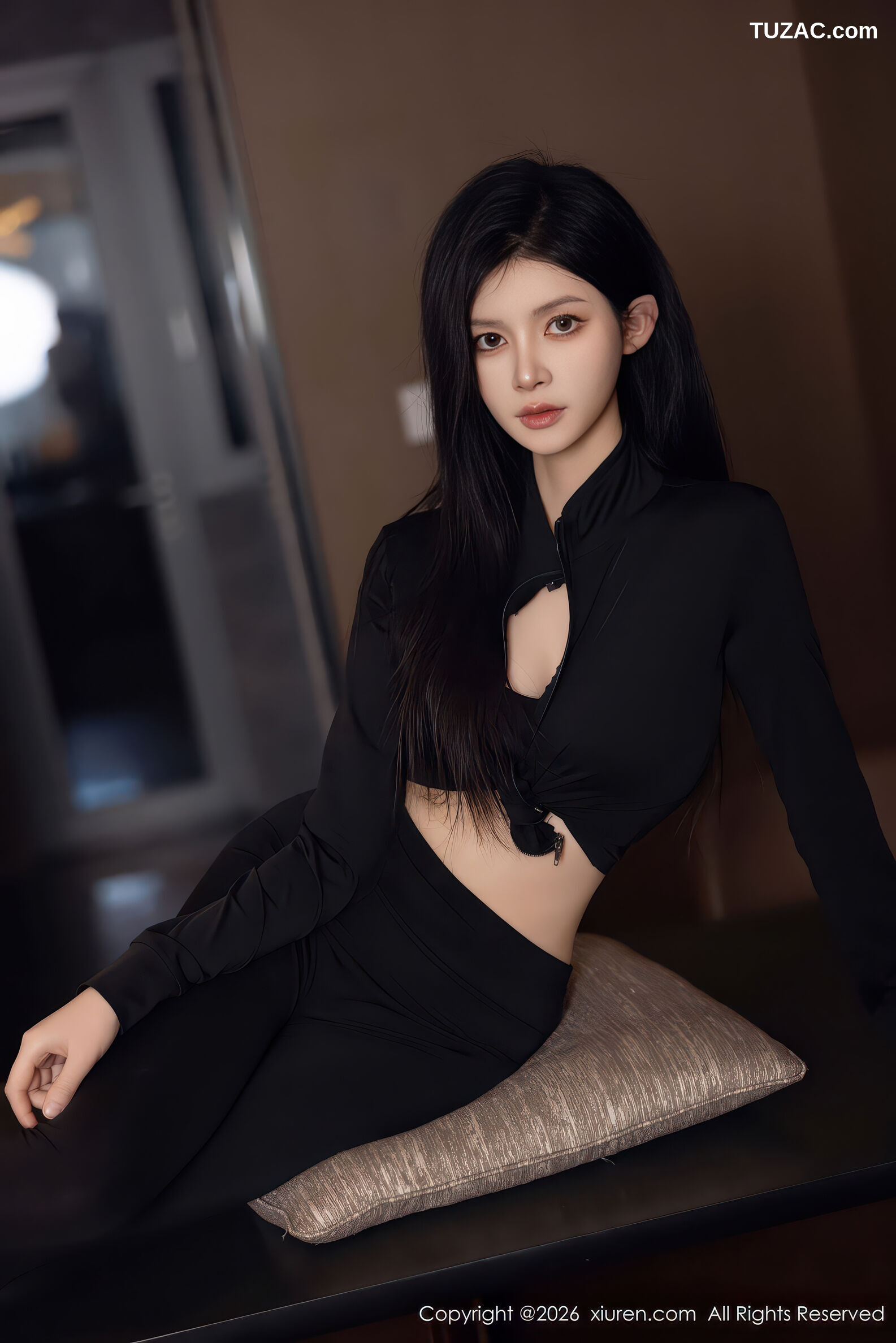 XiuRen秀人网-11283-沈如斯-黑衬衫黑裤肉色丝袜-2026.01.28