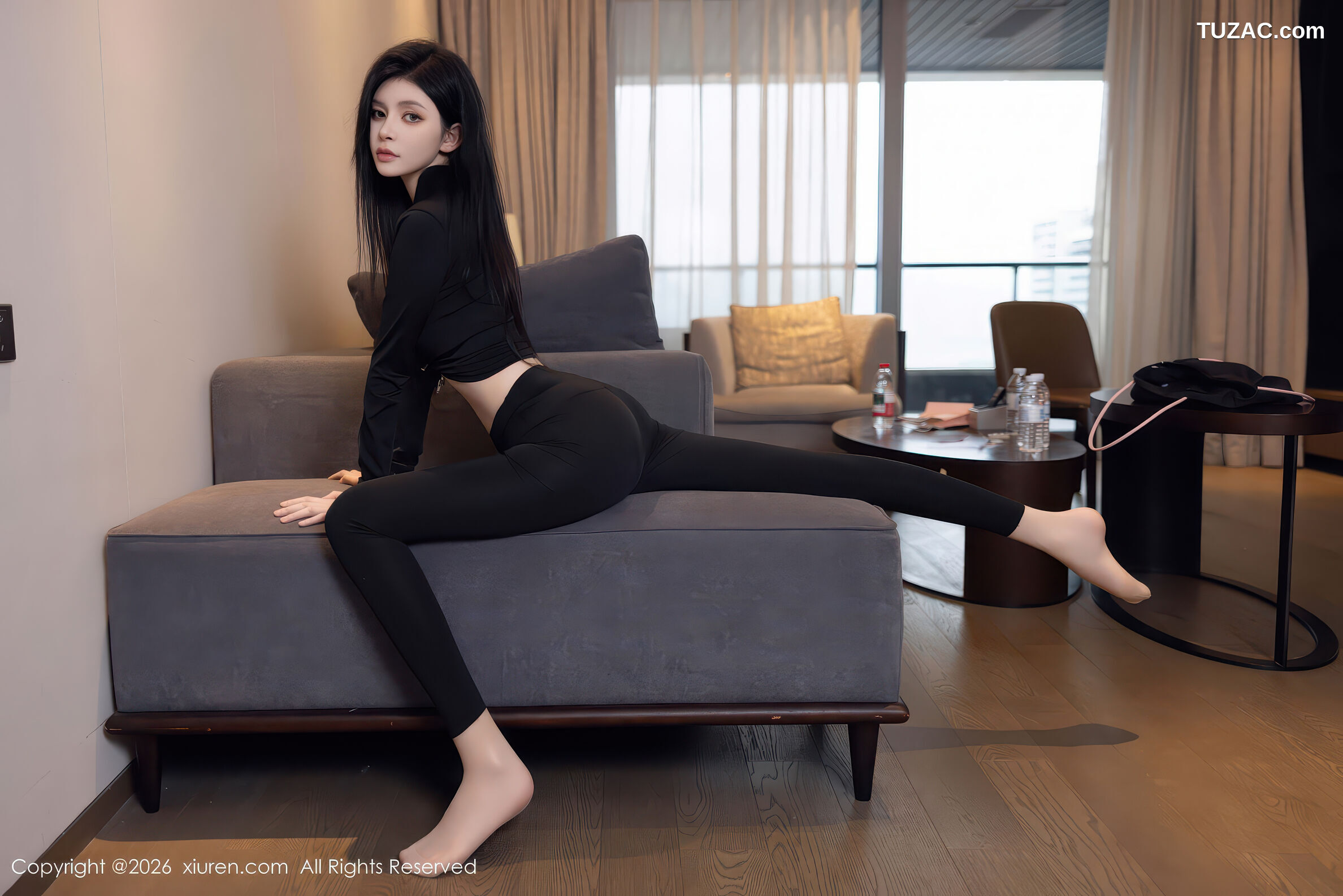XiuRen秀人网-11283-沈如斯-黑衬衫黑裤肉色丝袜-2026.01.28