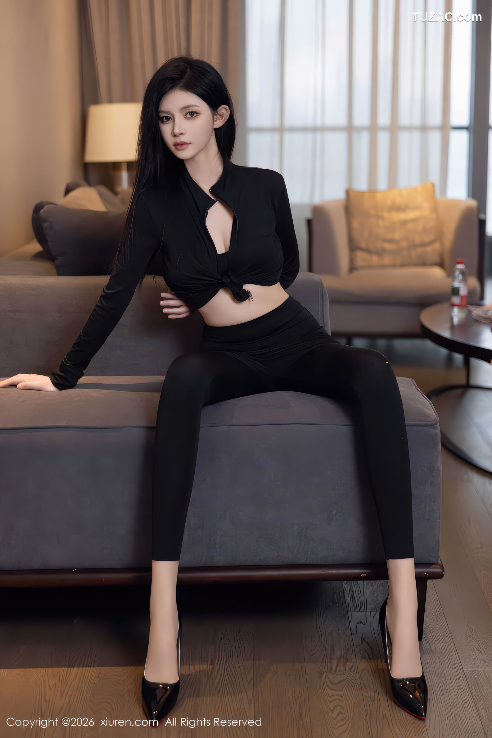 XiuRen秀人网-11283-沈如斯-黑衬衫黑裤肉色丝袜-2026.01.28