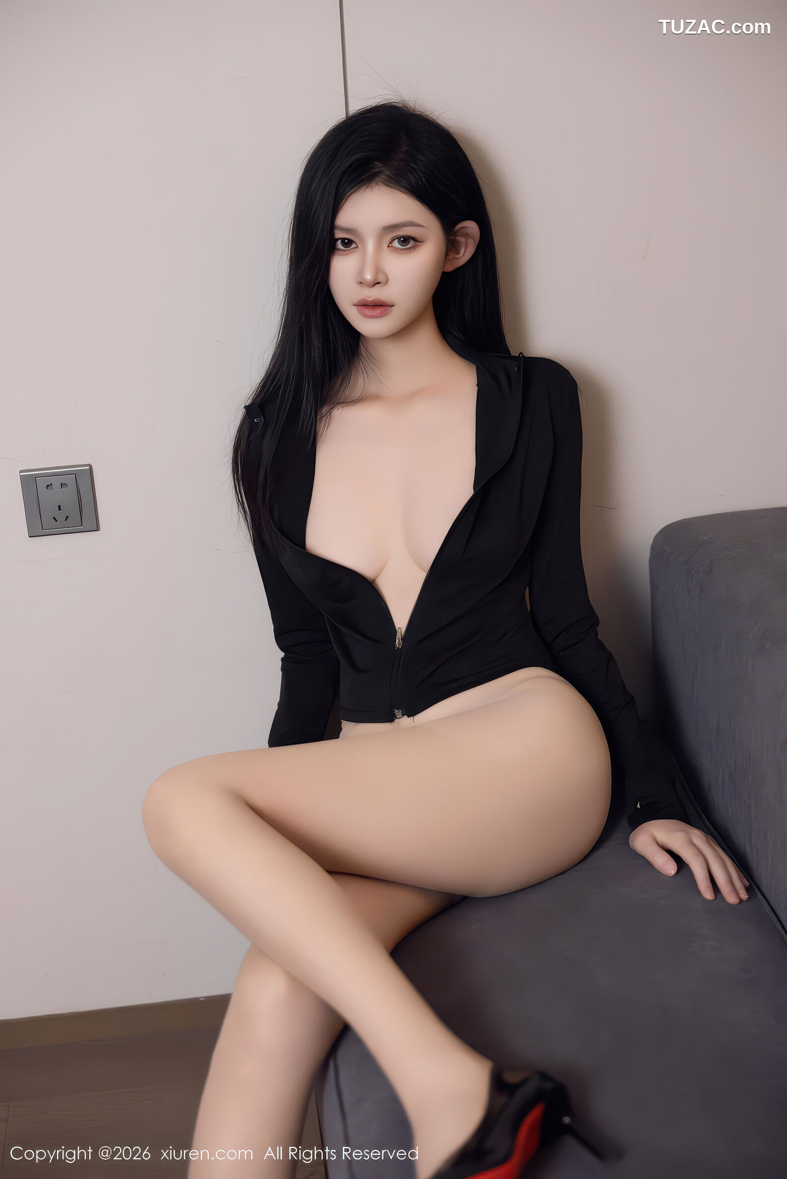XiuRen秀人网-11283-沈如斯-黑衬衫黑裤肉色丝袜-2026.01.28