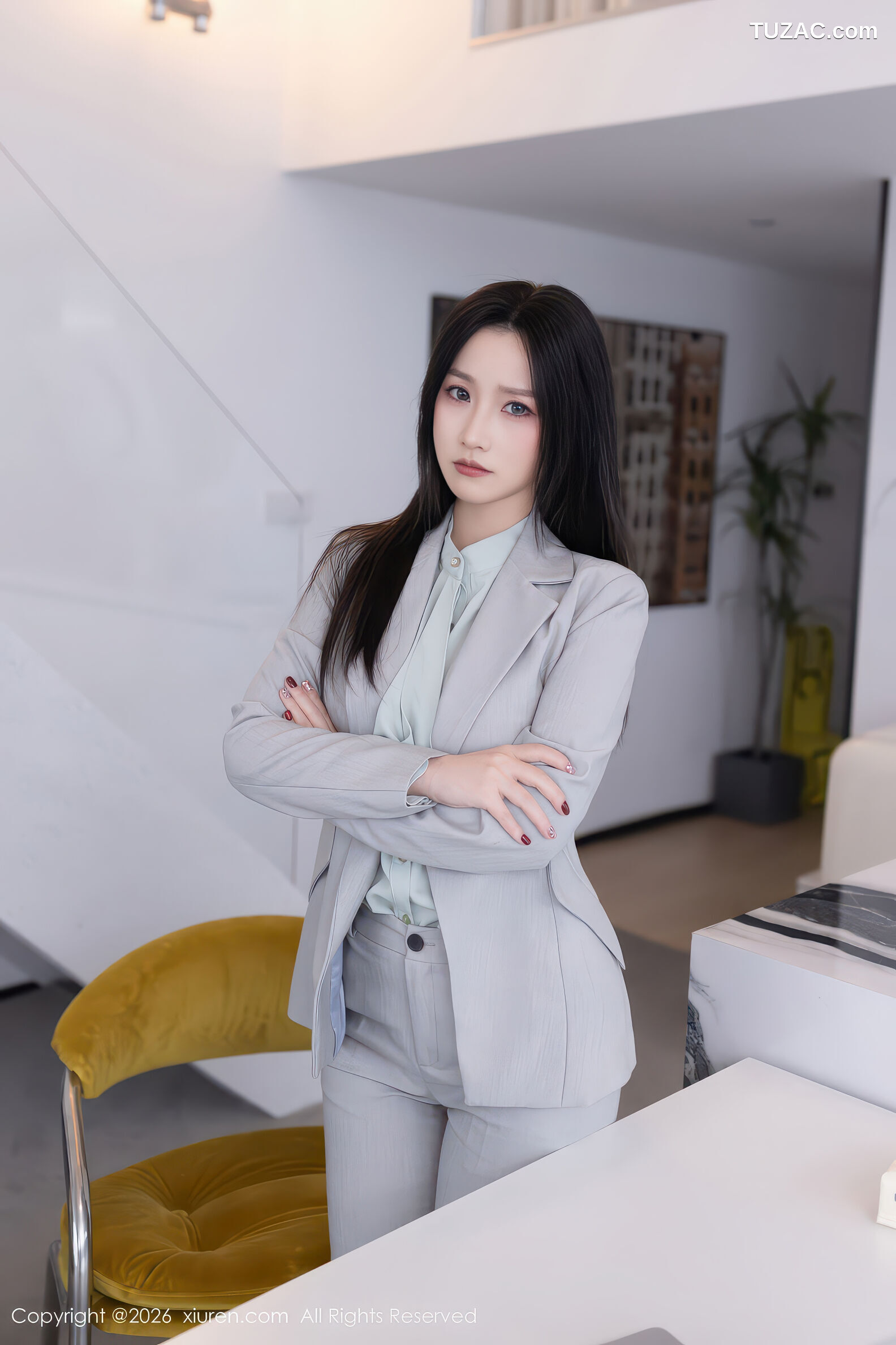 XiuRen秀人网-11285-杏子Yada-OL灰色套装-同事威胁剧情-2026.01.28