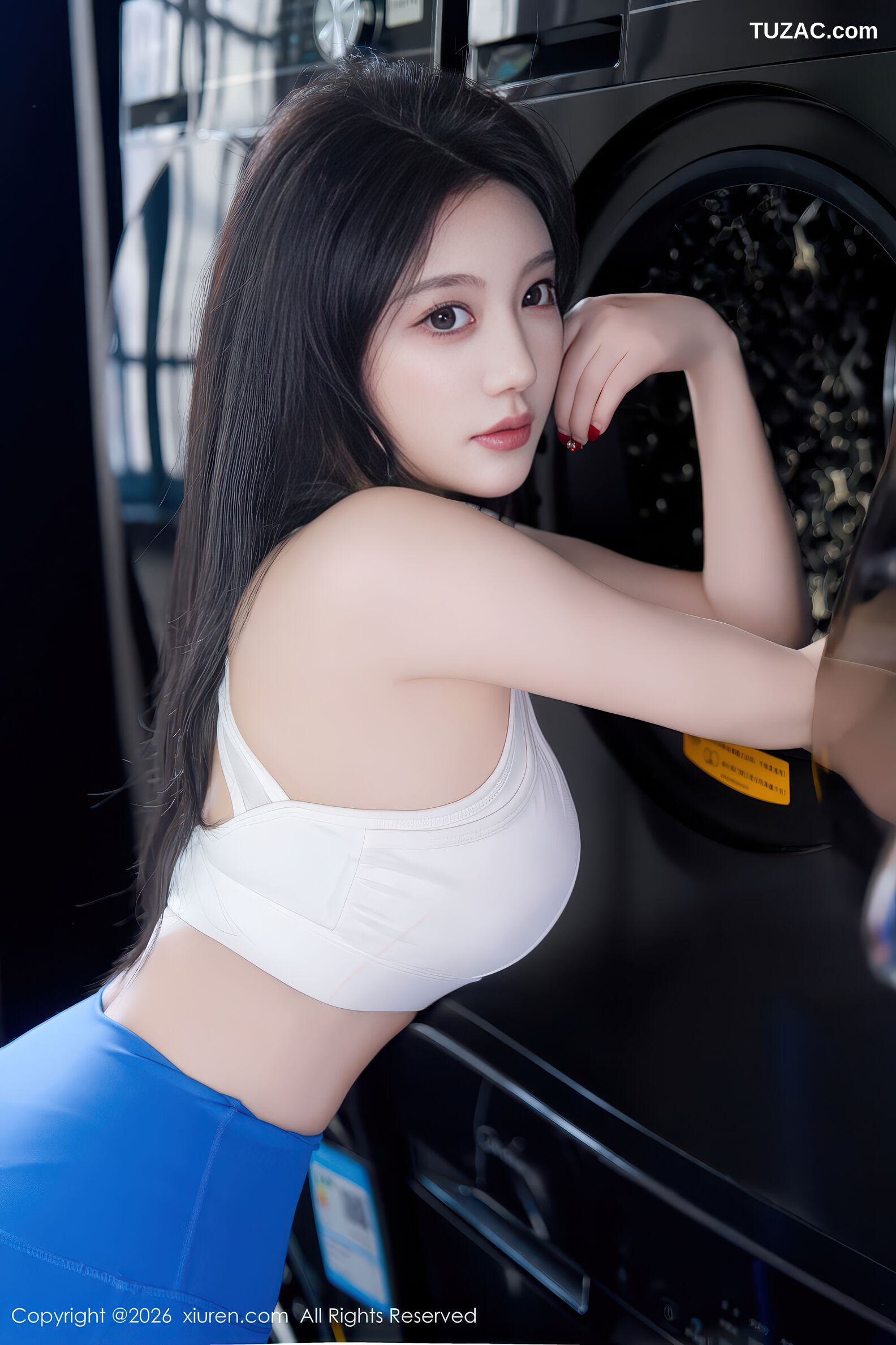 XiuRen秀人网-11287-杨晨晨-白色运动背心蓝色瑜伽裤-白色情趣内衣-2026.01.28
